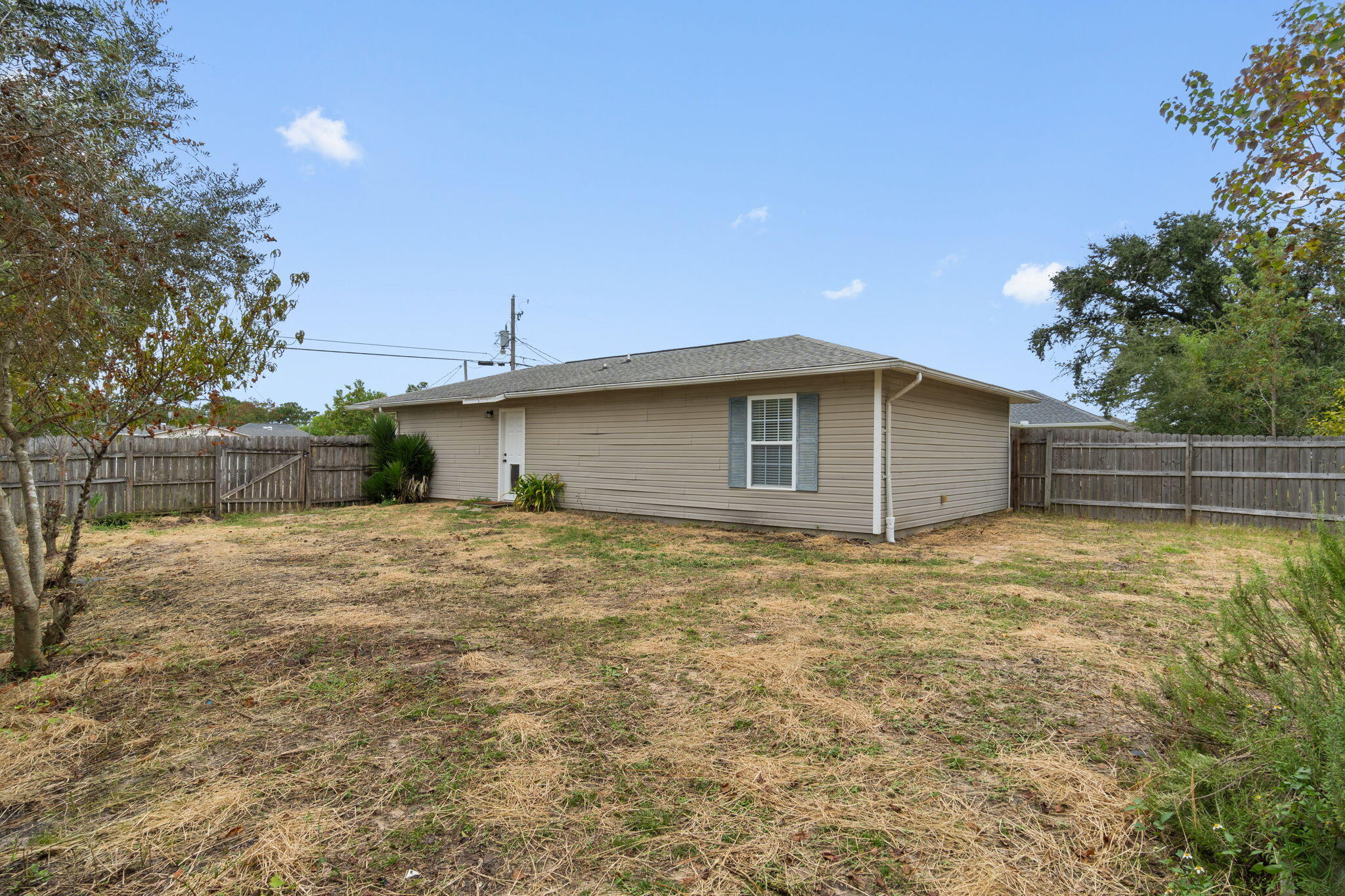 EAST BAY HEIGHTS - Residential