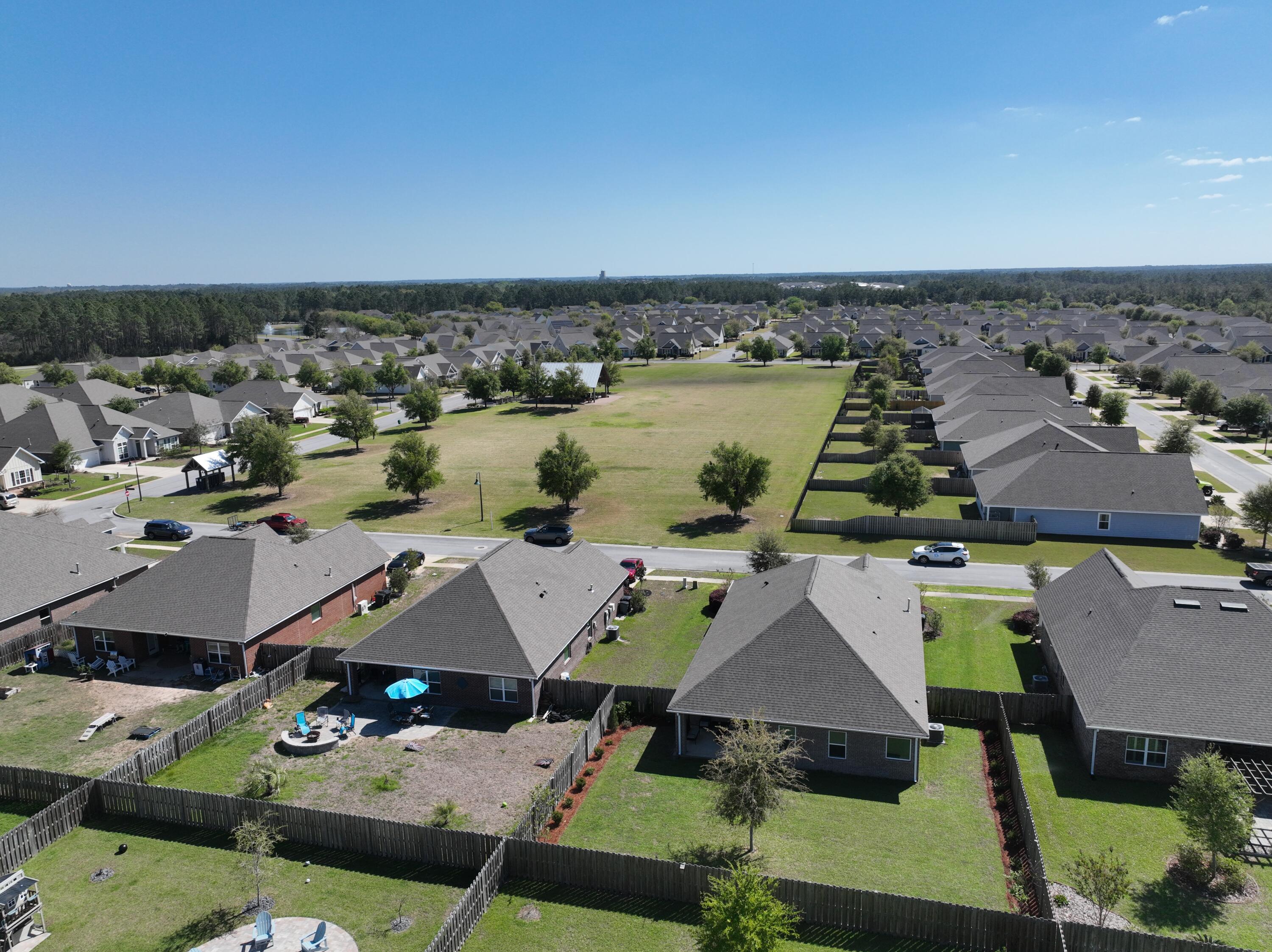 HAMMOCK BAY - Residential