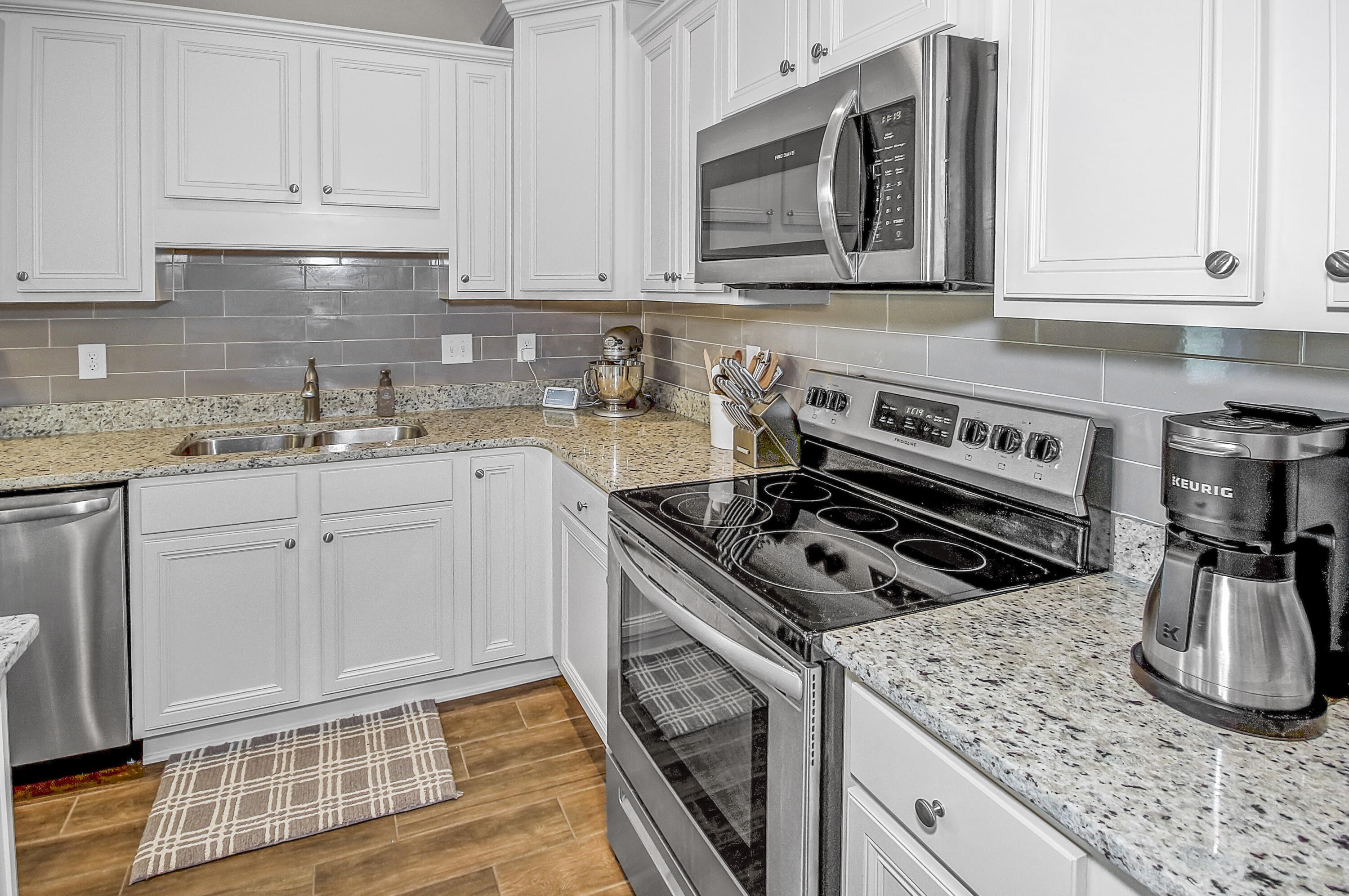 HAMMOCK BAY - Residential