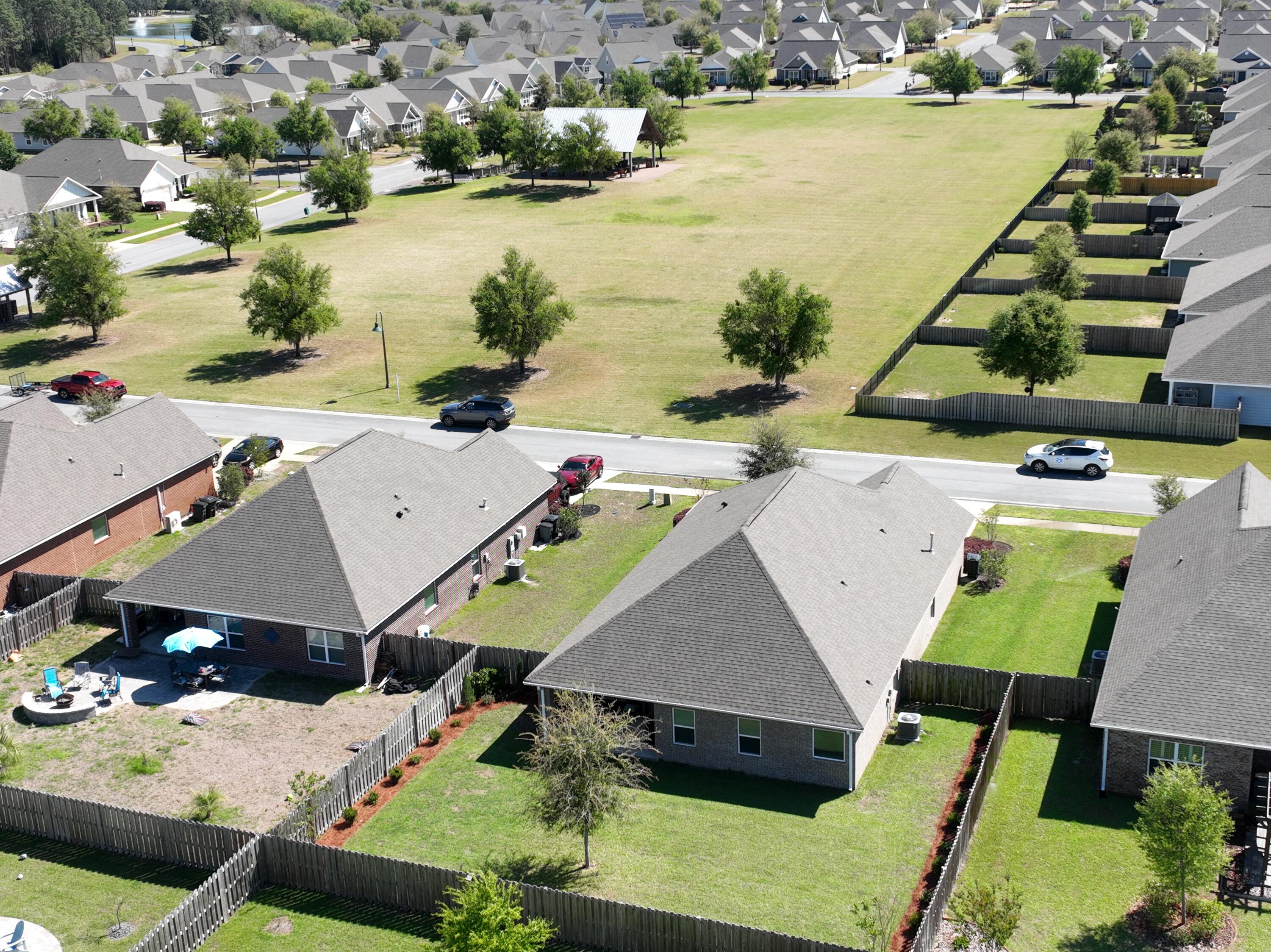 HAMMOCK BAY - Residential