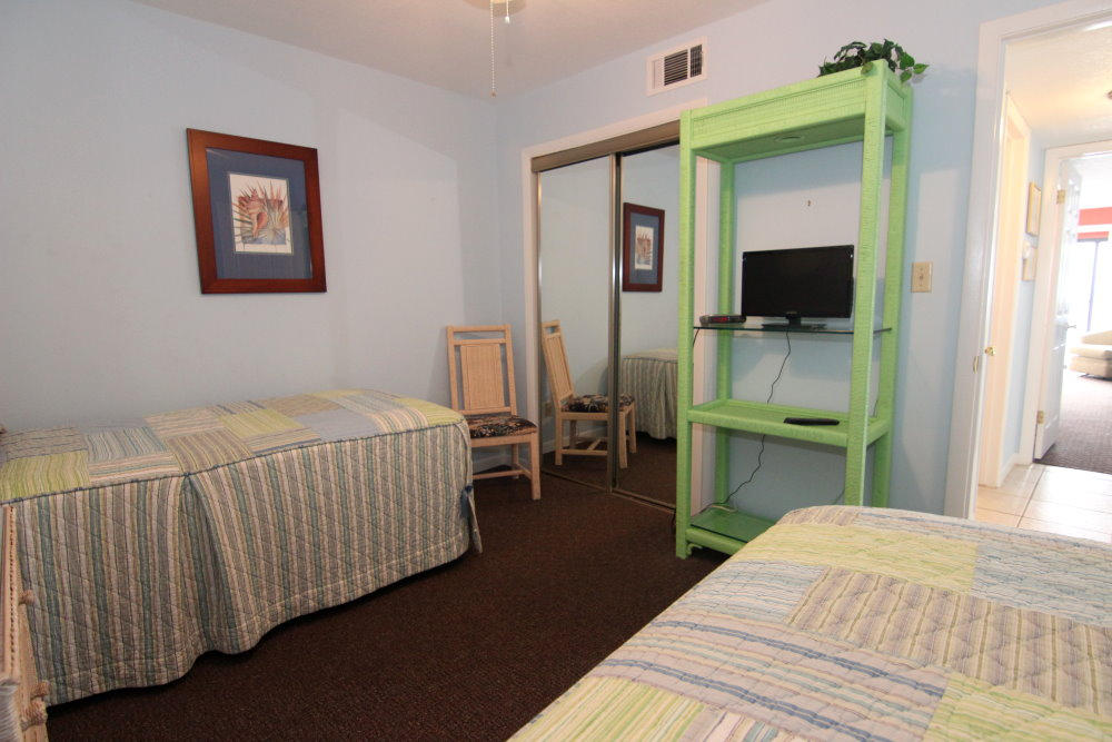 Huntington By The Sea - Residential