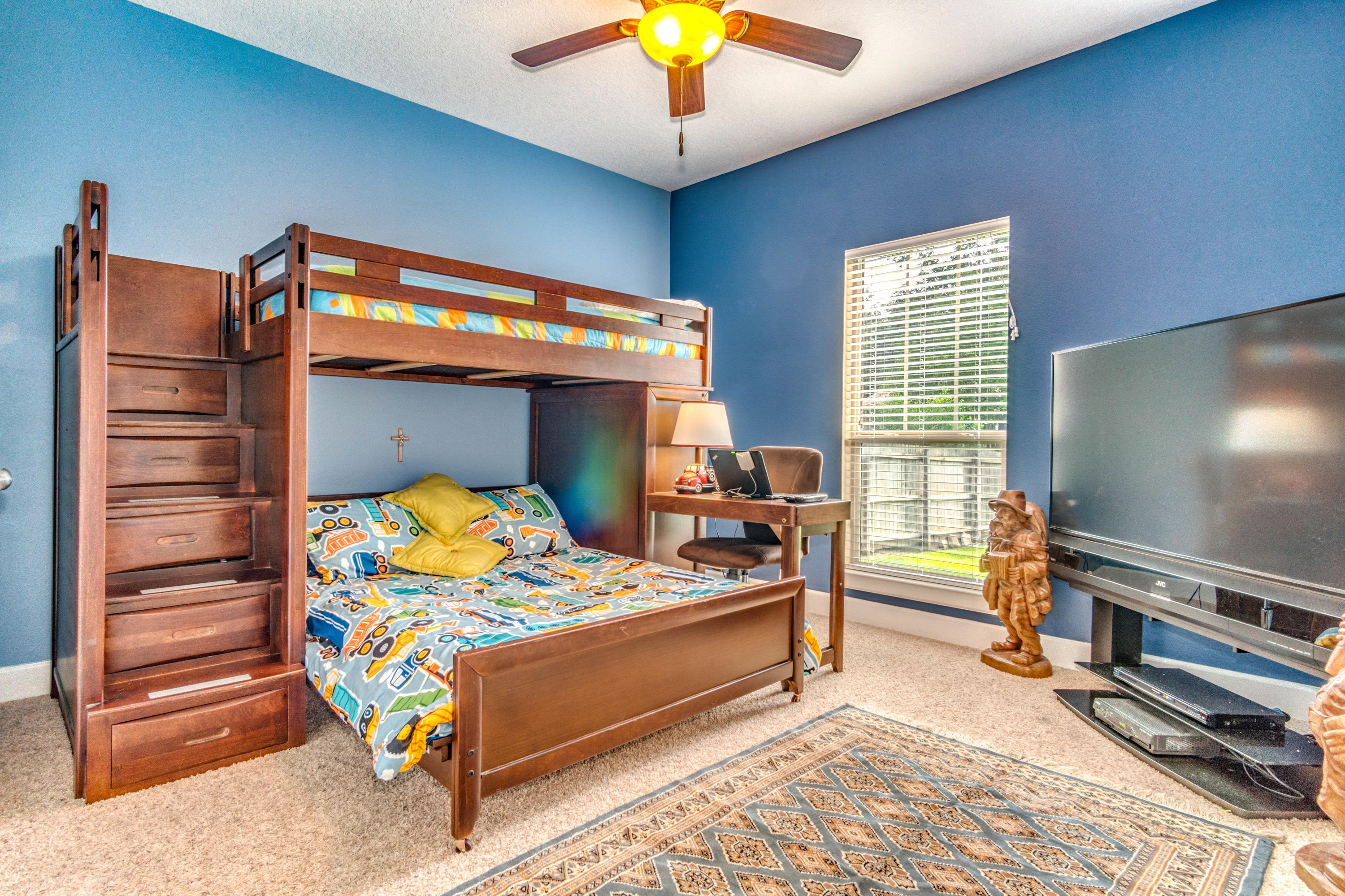 ZACHARY ESTATES - Residential