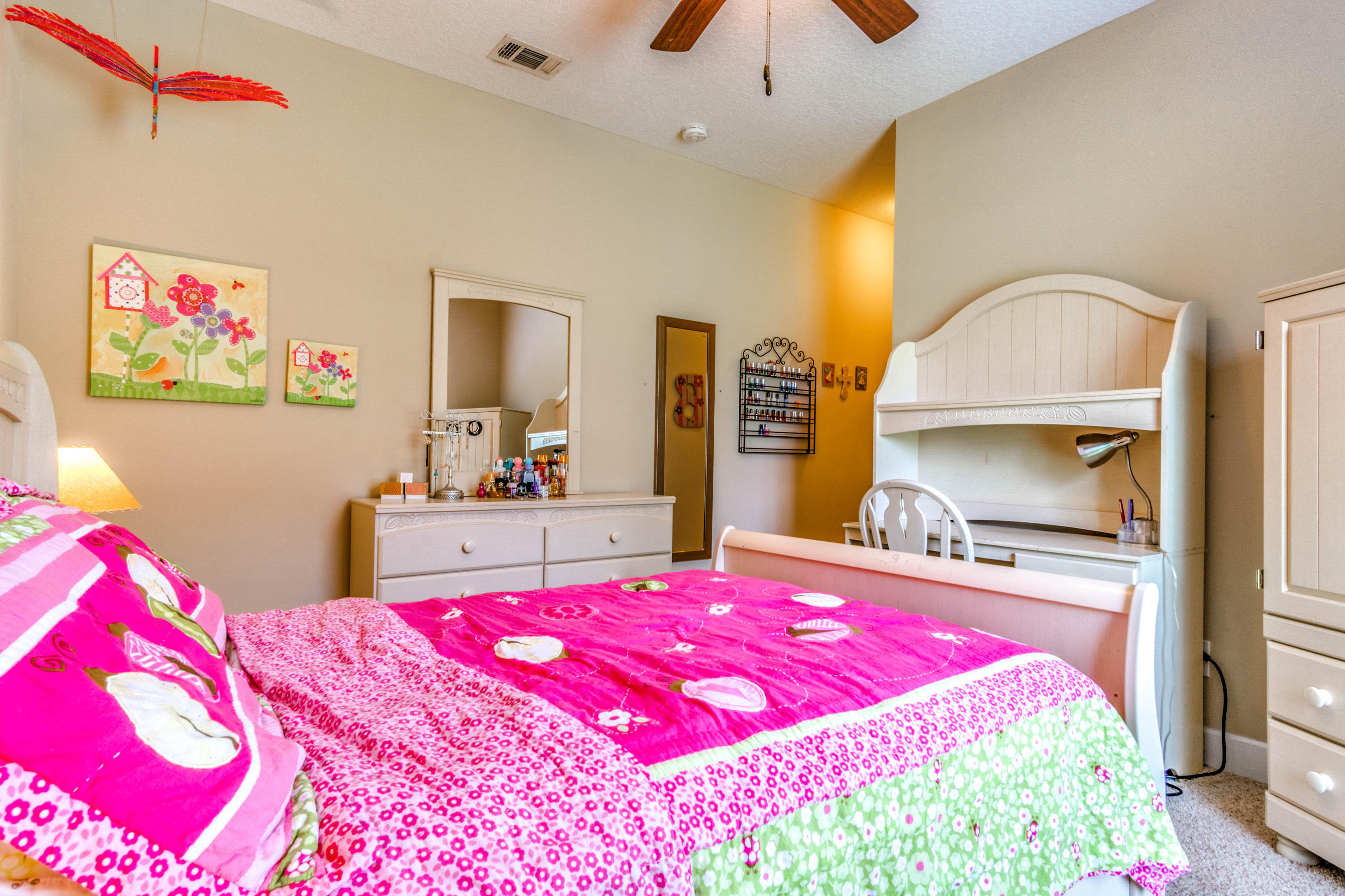 ZACHARY ESTATES - Residential