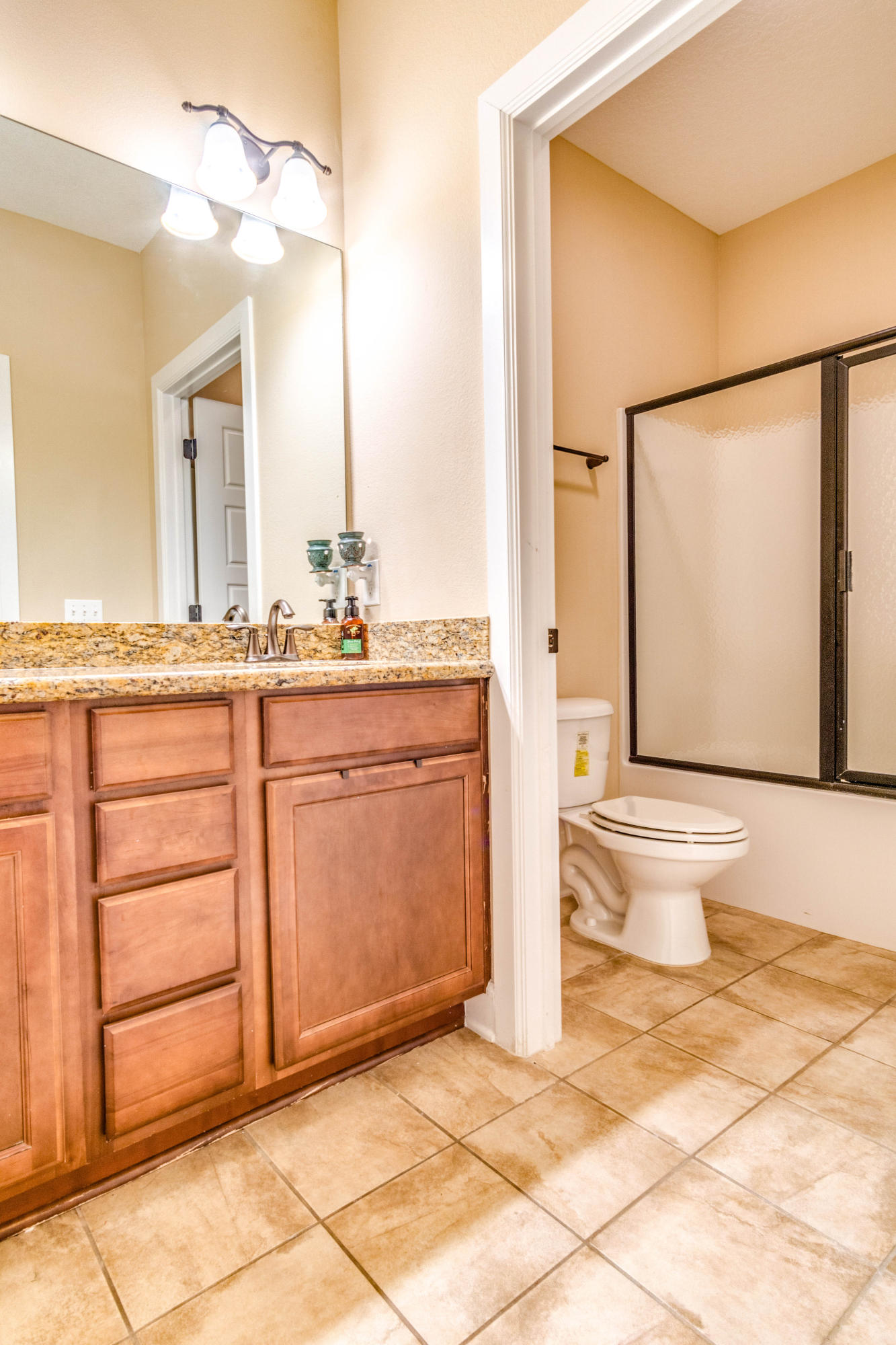 ZACHARY ESTATES - Residential