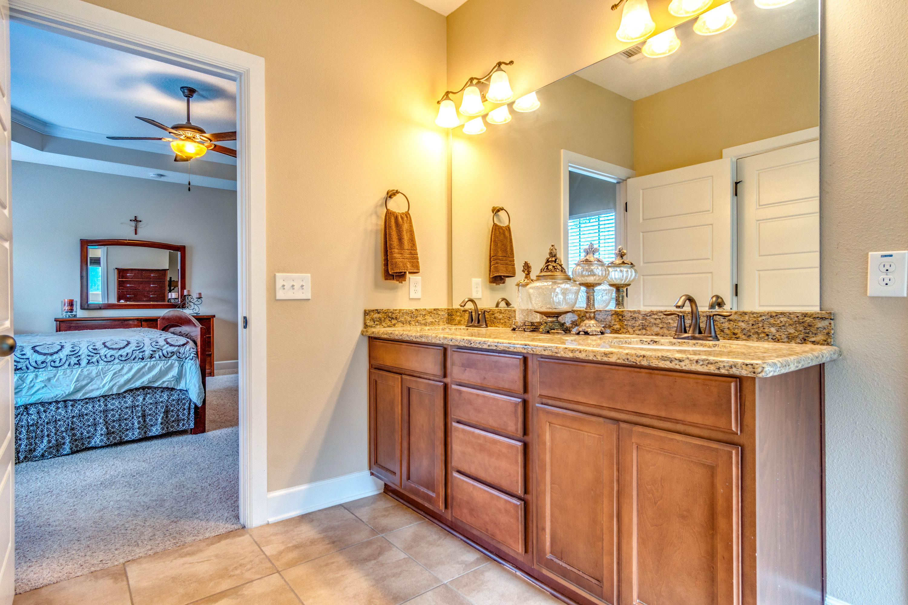 ZACHARY ESTATES - Residential