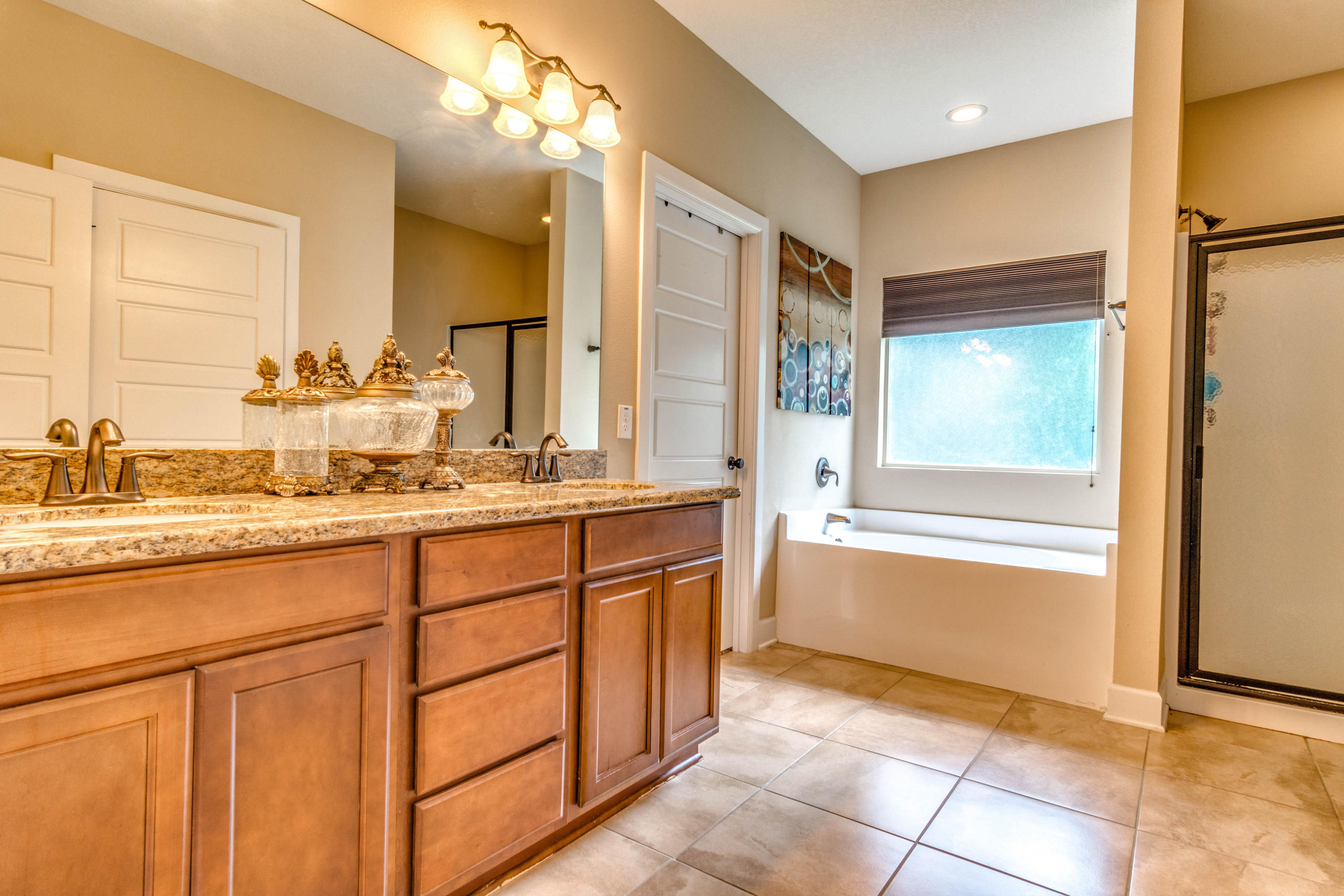 ZACHARY ESTATES - Residential