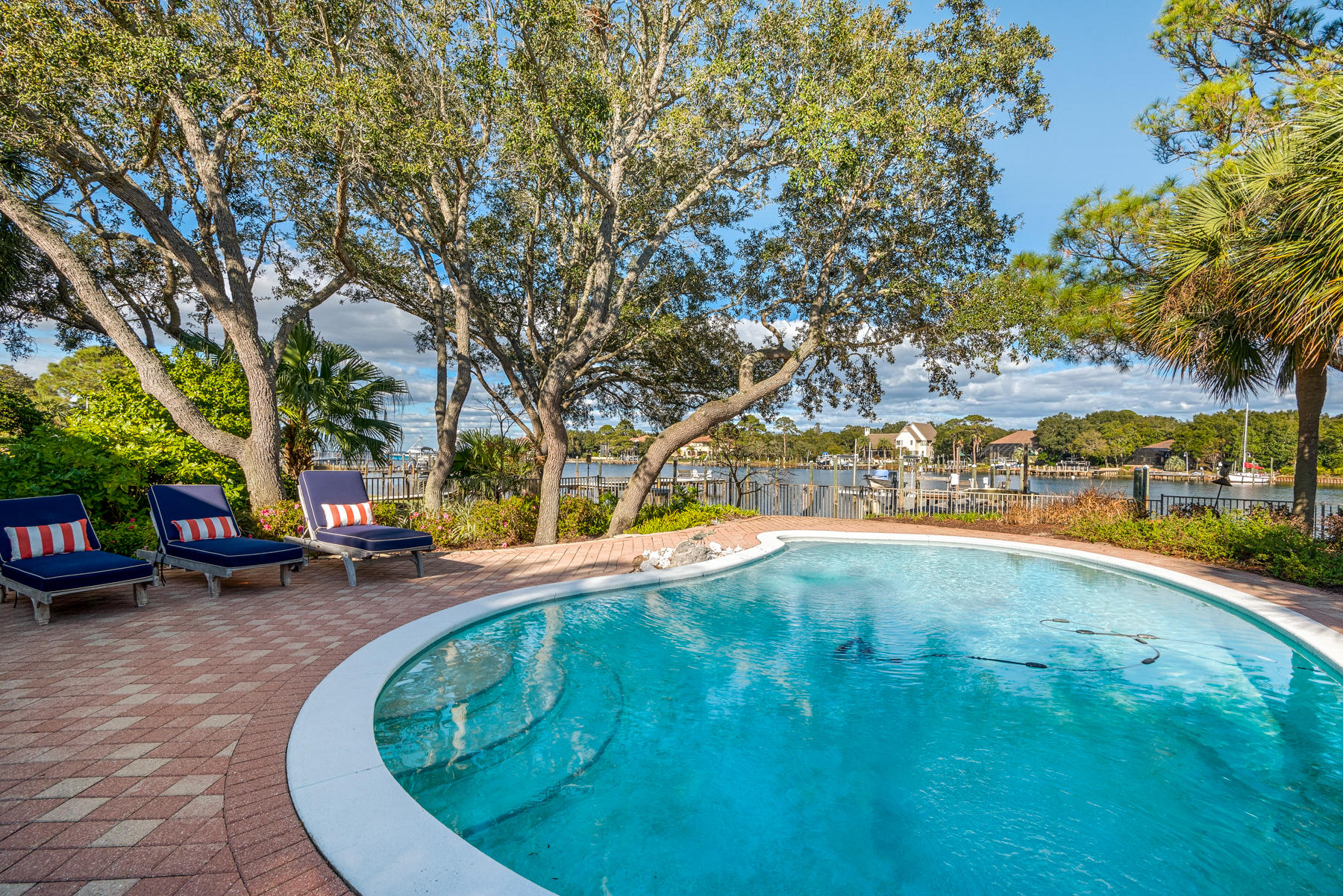 INDIAN BAYOU - Residential