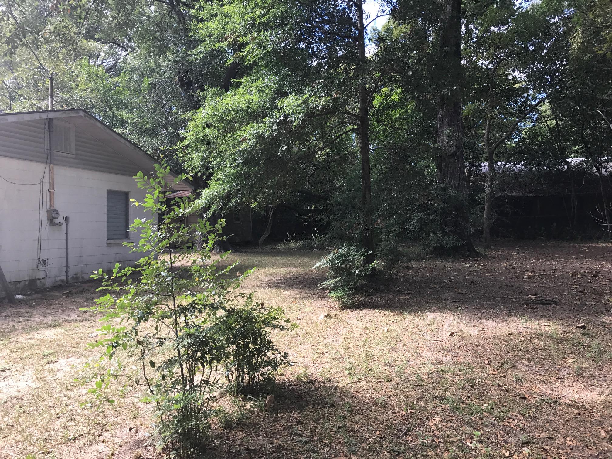 TOWN OF DEFUNIAK SPRINGS - Residential