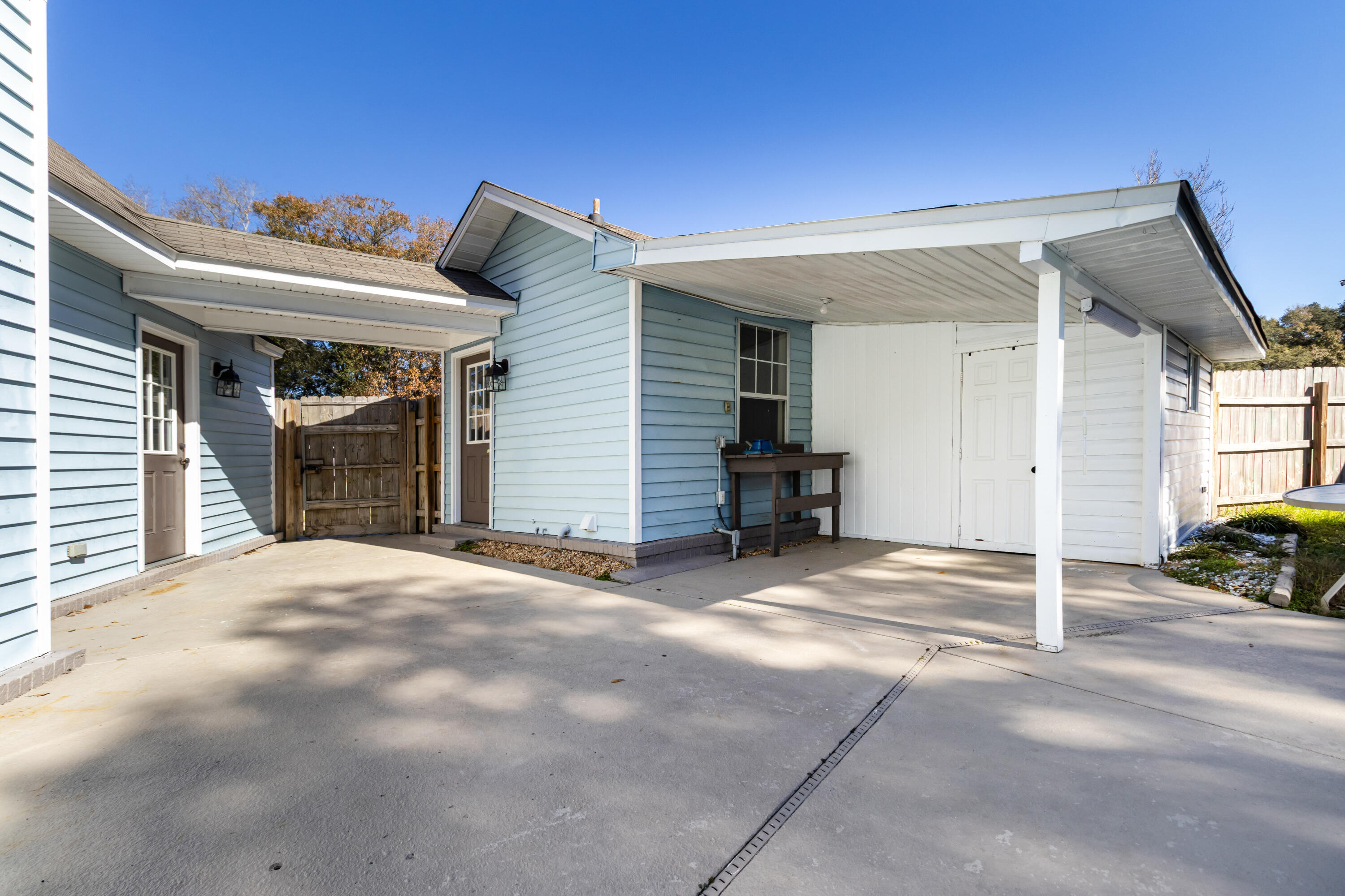 PLANTATION OAKS S/D - Residential