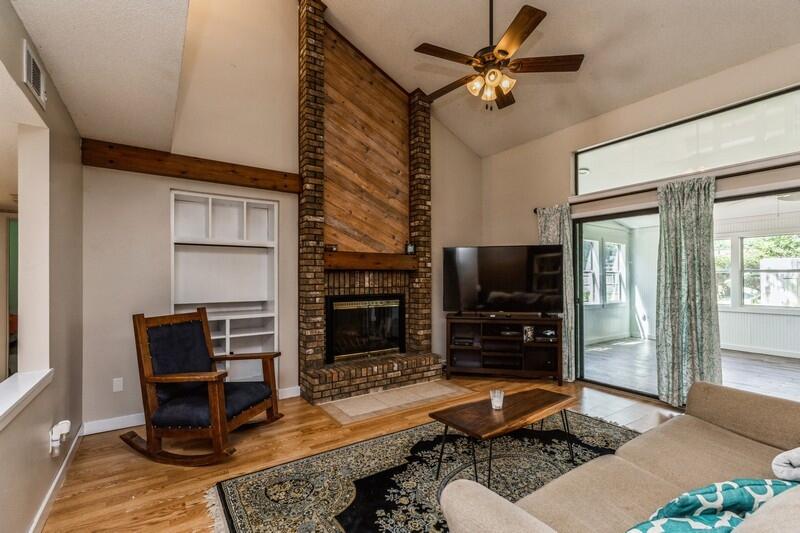 MAGNOLIA SHORES S/D - Residential