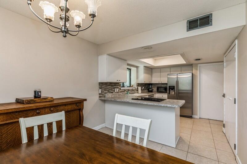 MAGNOLIA SHORES S/D - Residential