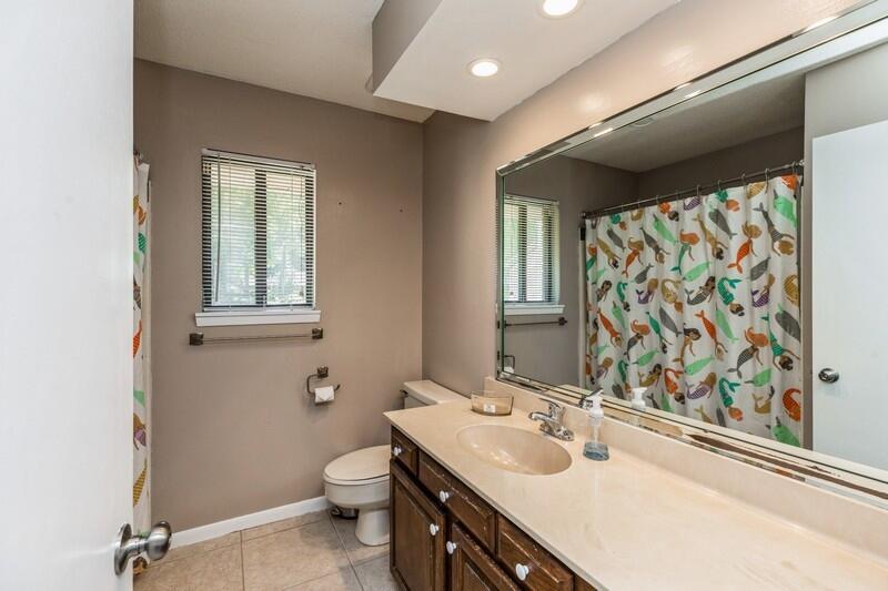 MAGNOLIA SHORES S/D - Residential
