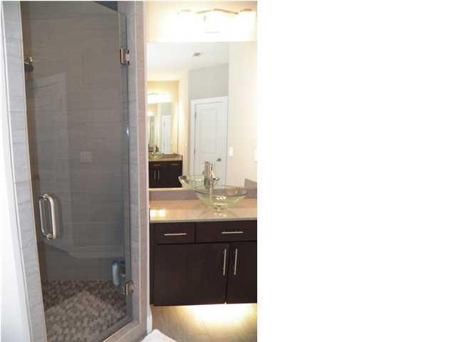 Fox Valley ph1 - Residential Lease