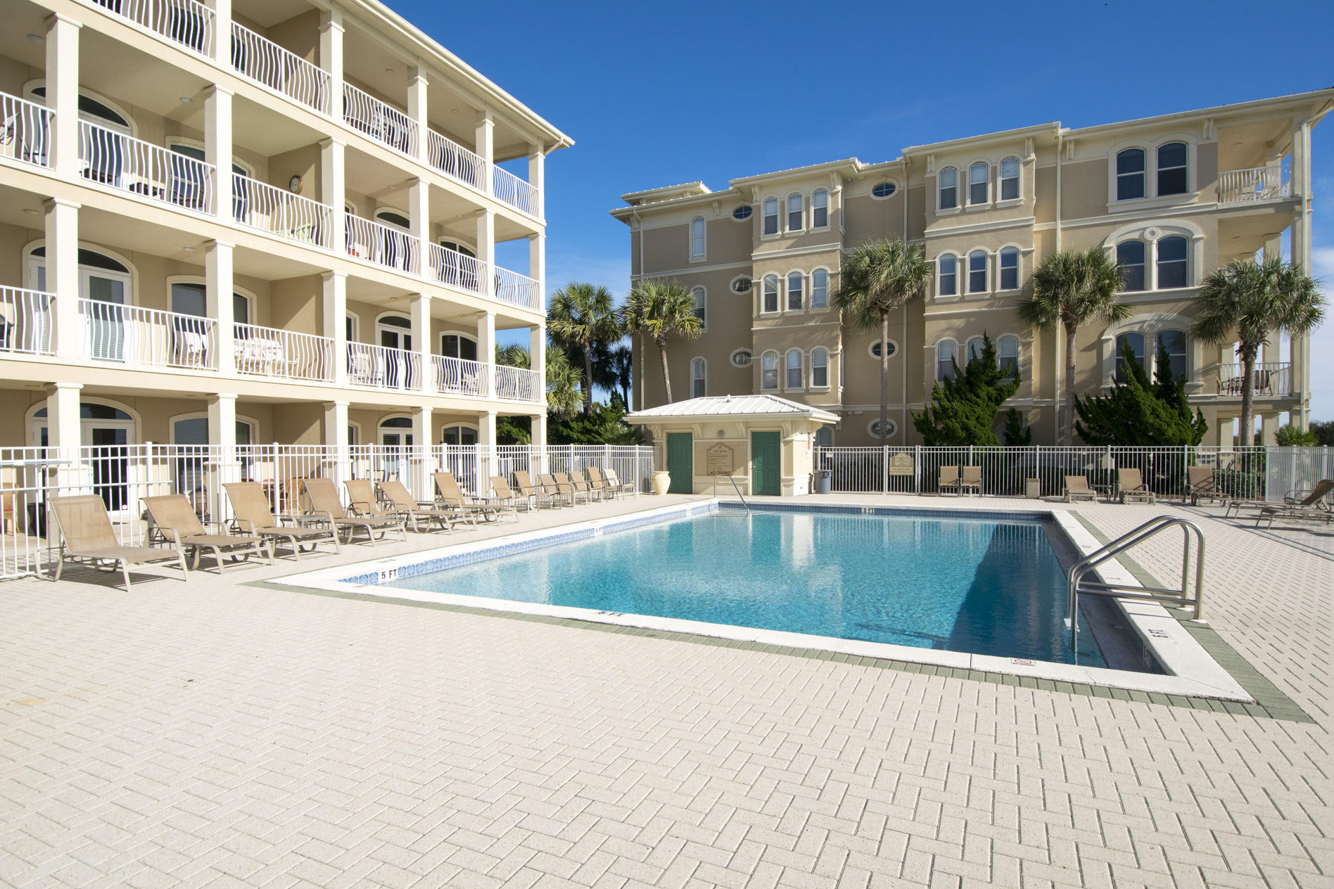 SUNSET BEACH - Residential