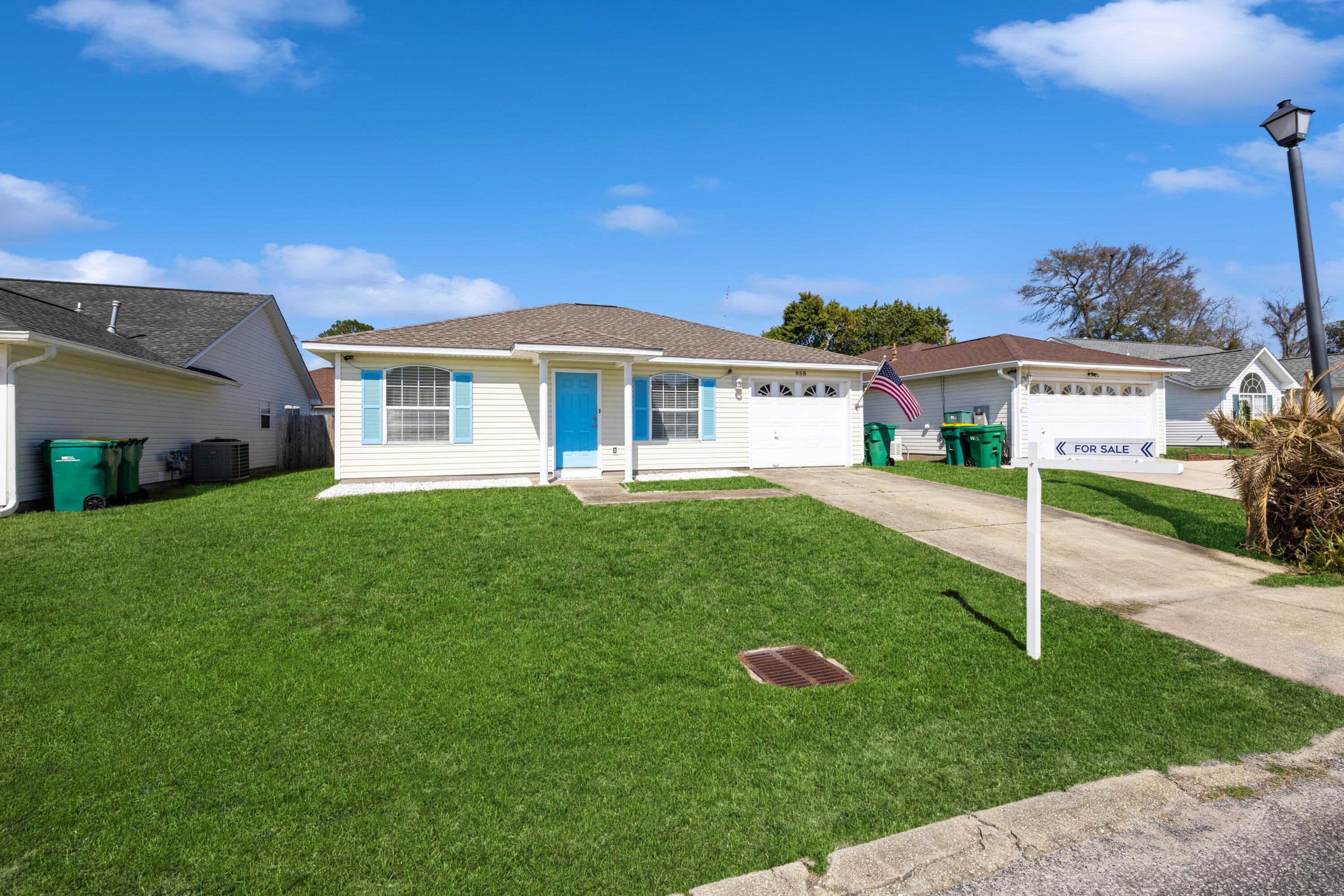 BENT TREE S/D LOT 15 BLK A - Residential
