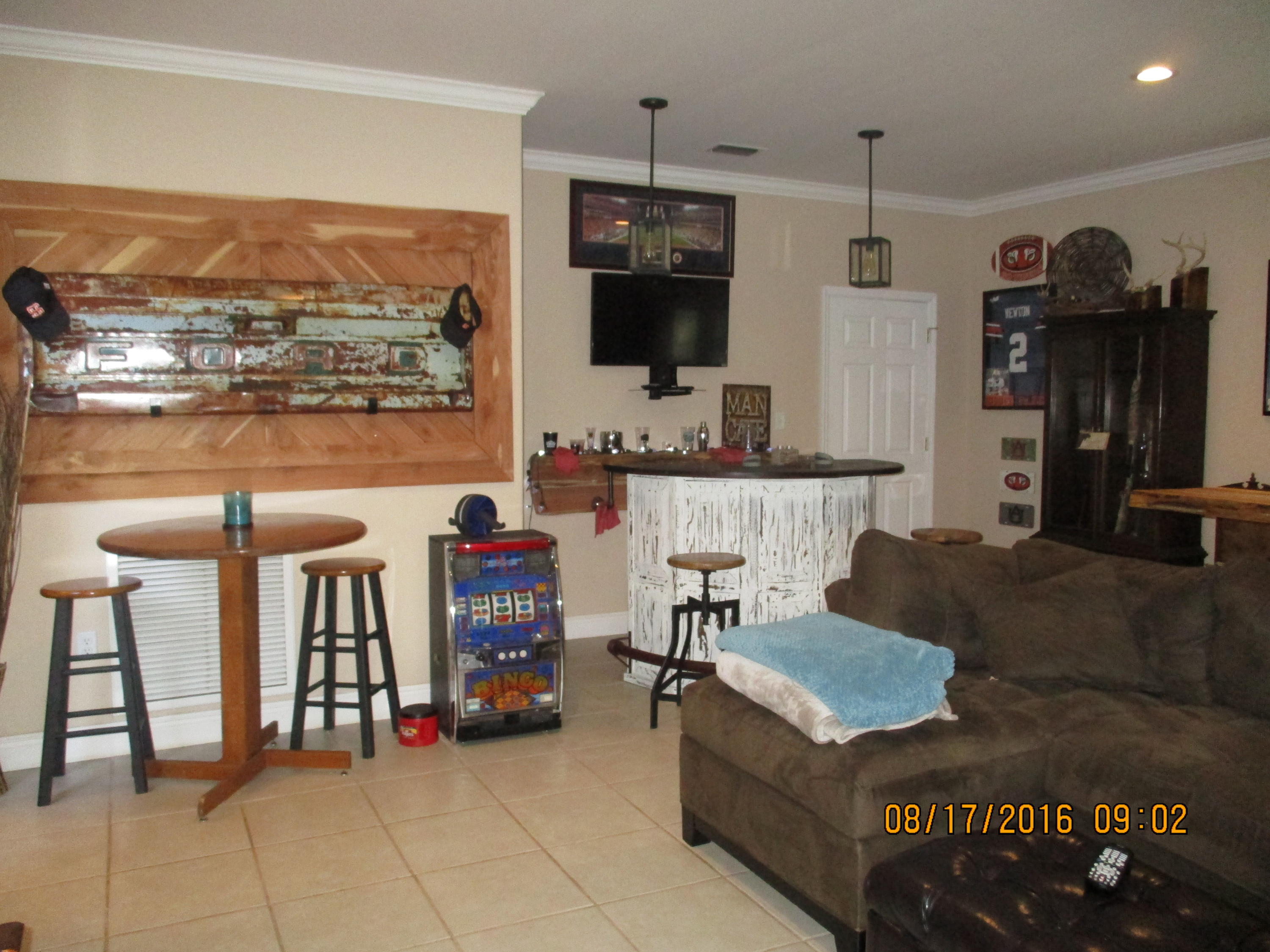 HUGHES ADD - Residential