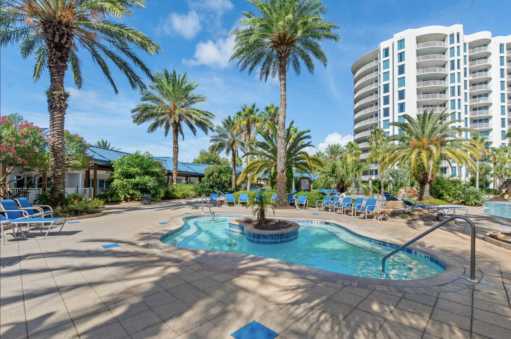 THE PALMS OF DESTIN - Residential