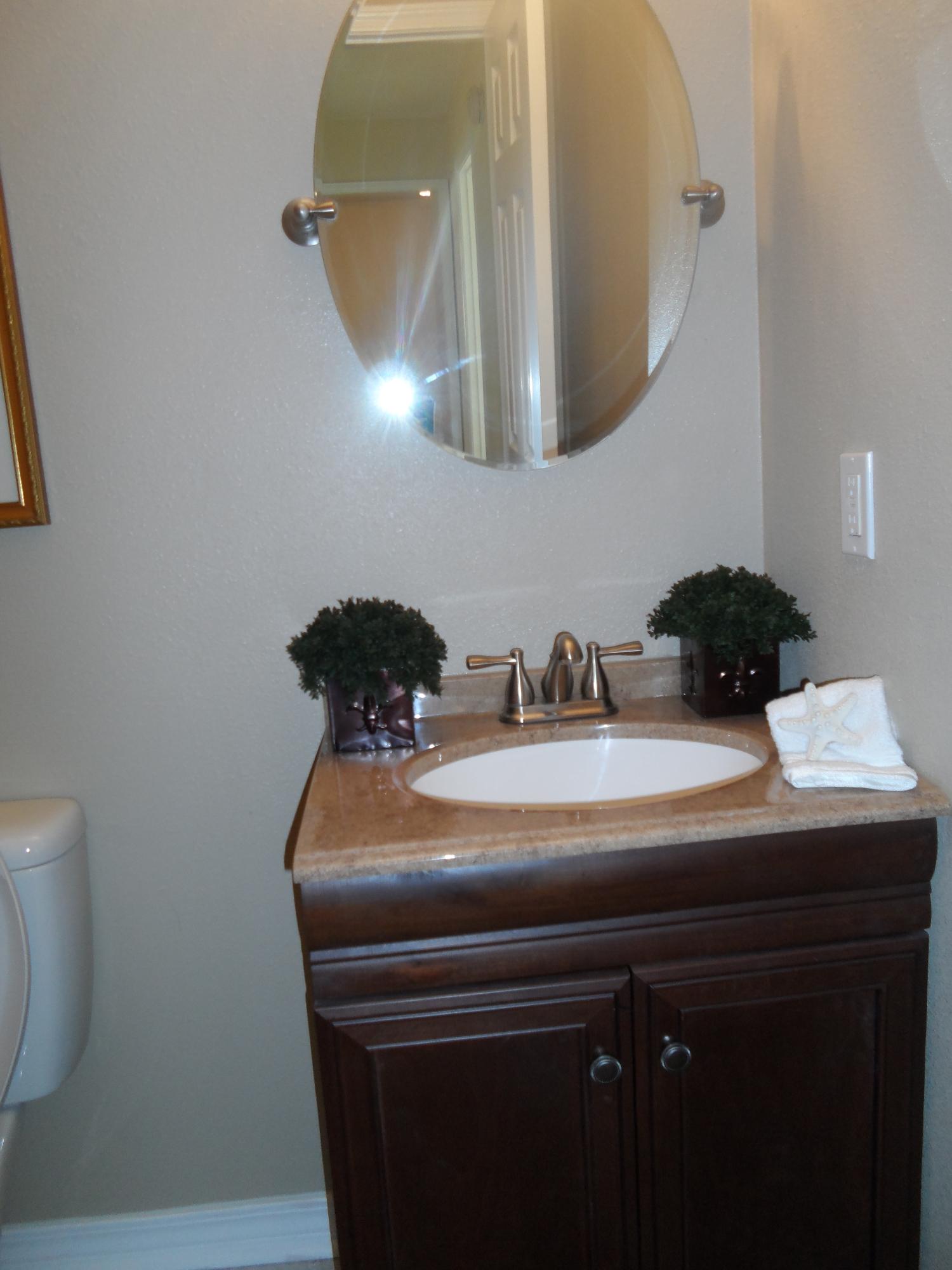 PINE MEADOWS 2ND ADDN LOT 22 BLK F - Residential