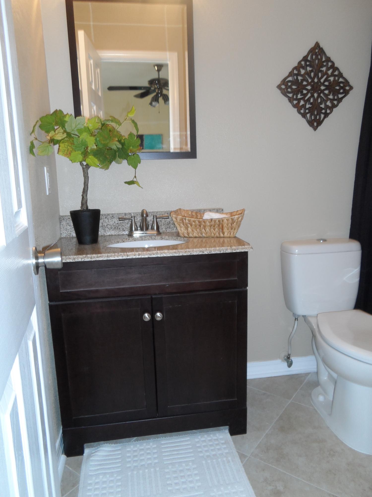 PINE MEADOWS 2ND ADDN LOT 22 BLK F - Residential