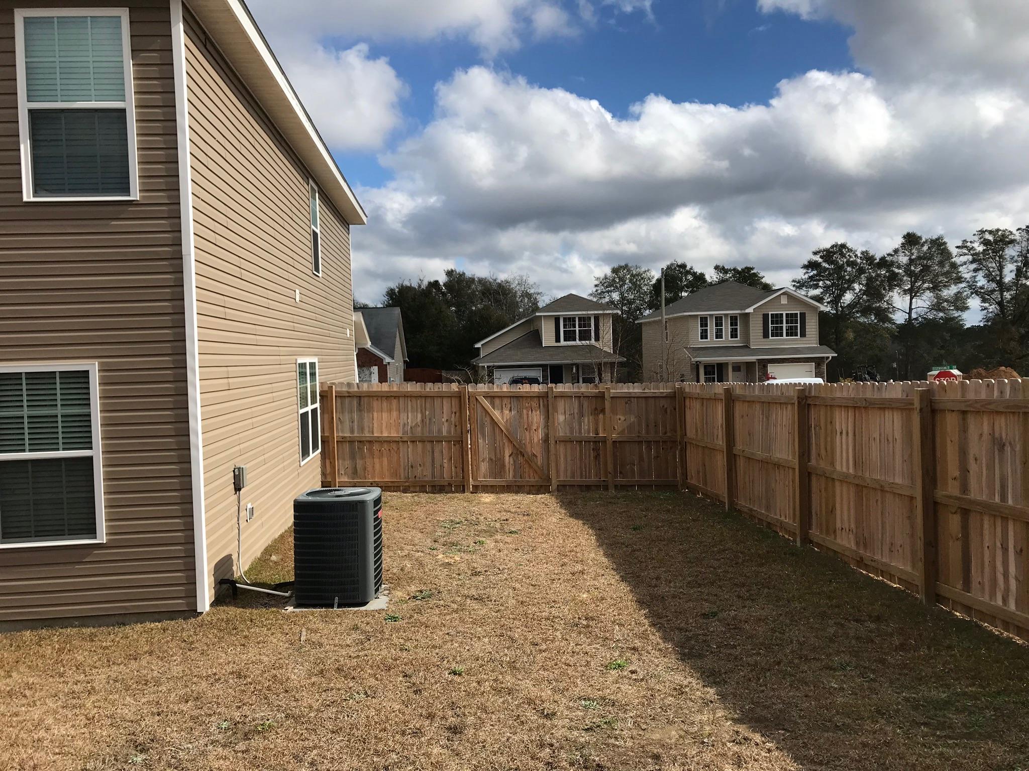 STILLWELL ESTATES - Residential