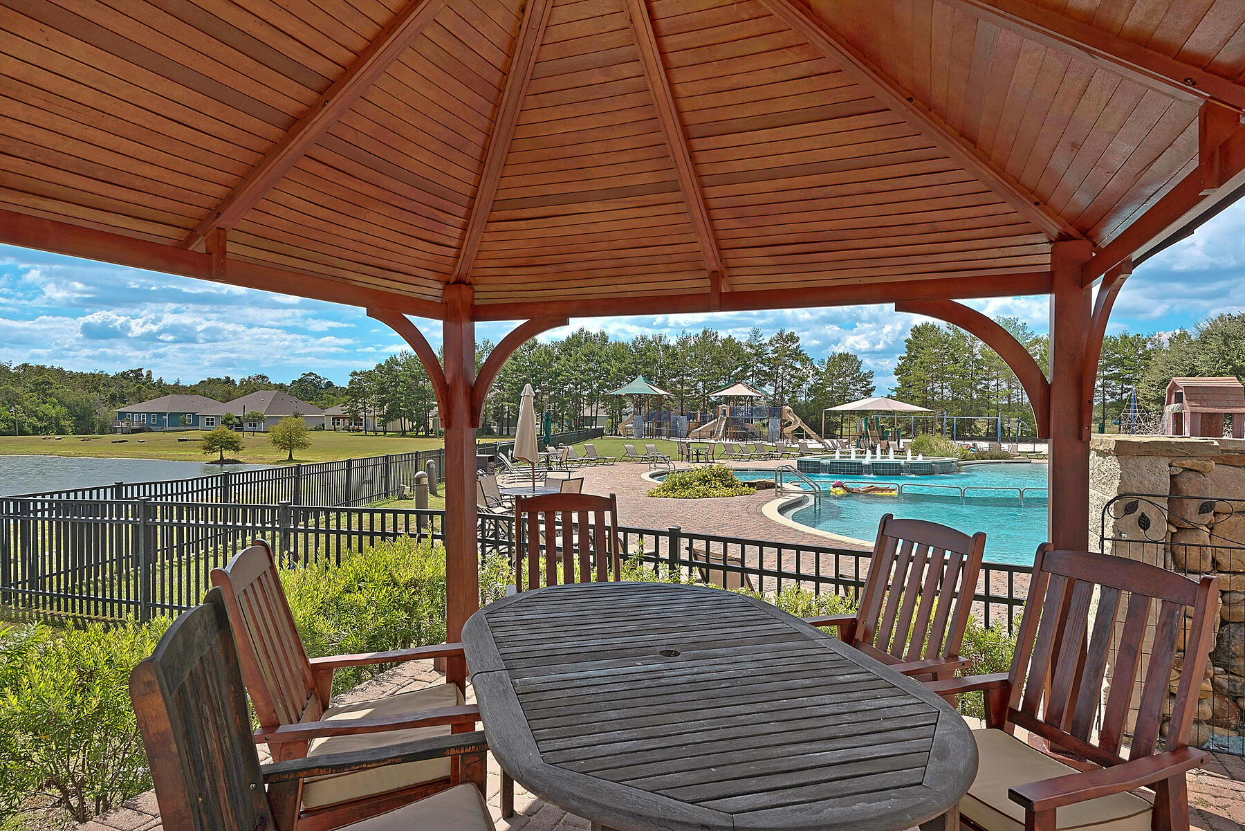 HAMMOCK BAY - Residential