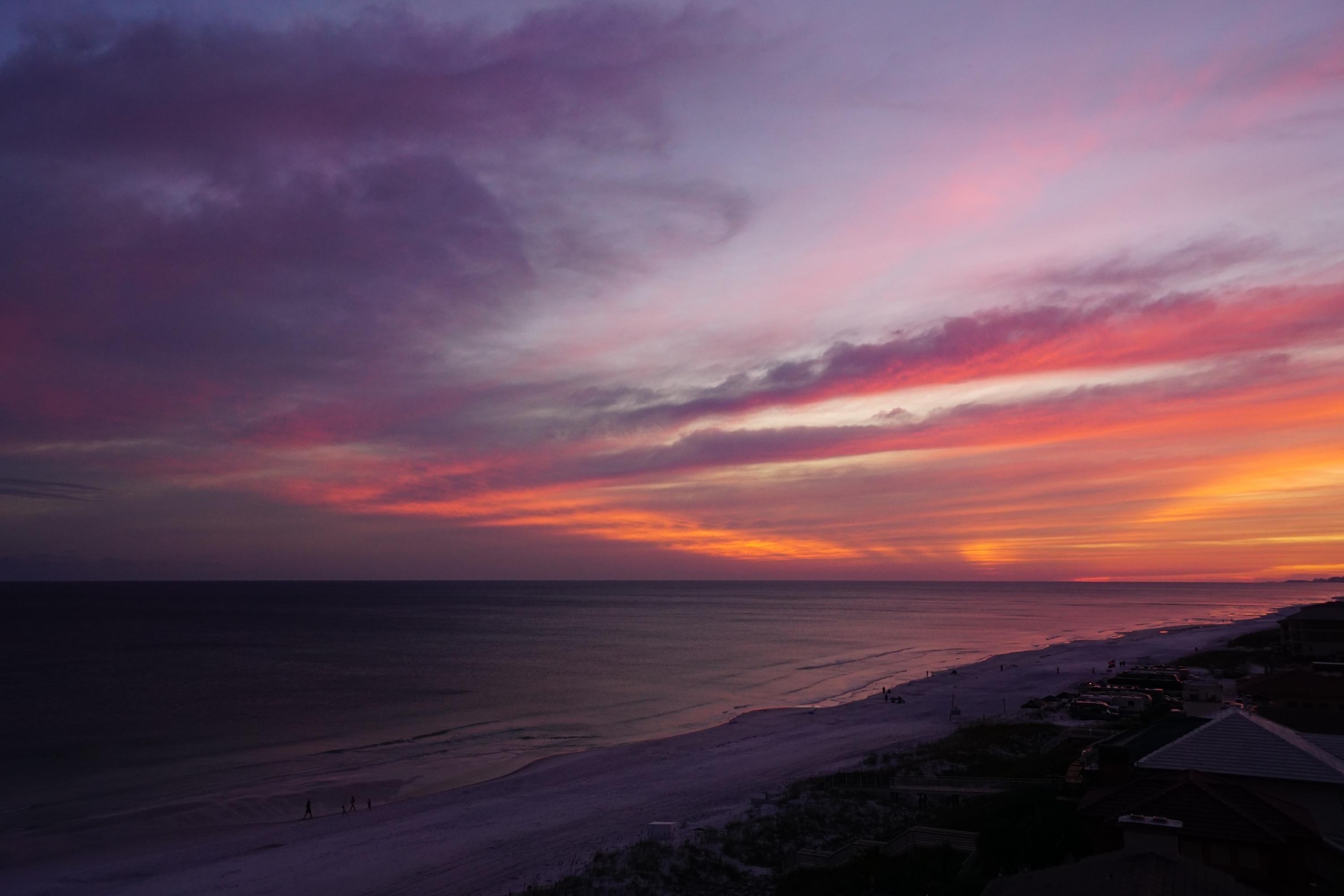 HIDDEN DUNES GRAND VILLAS - Residential