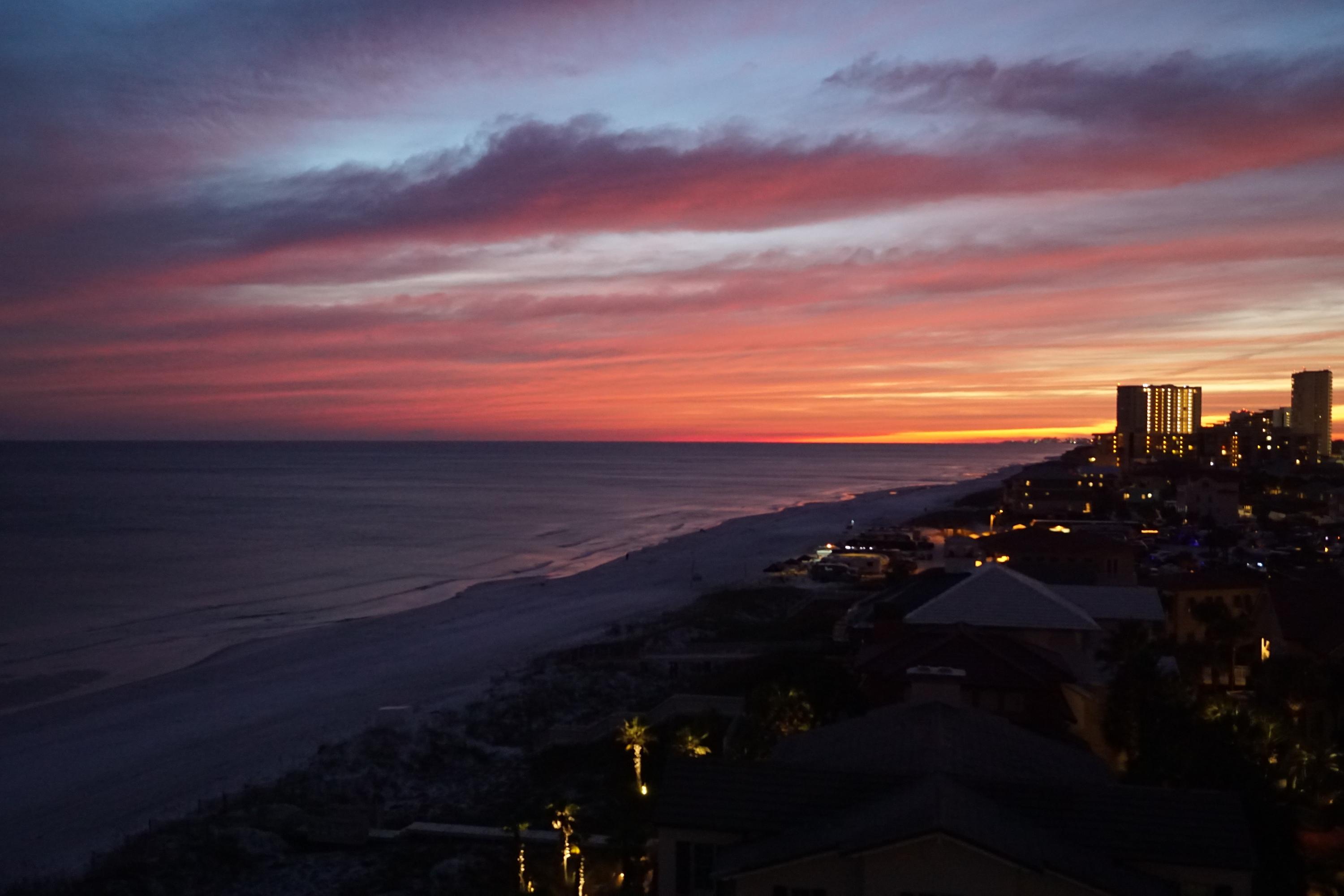 HIDDEN DUNES GRAND VILLAS - Residential