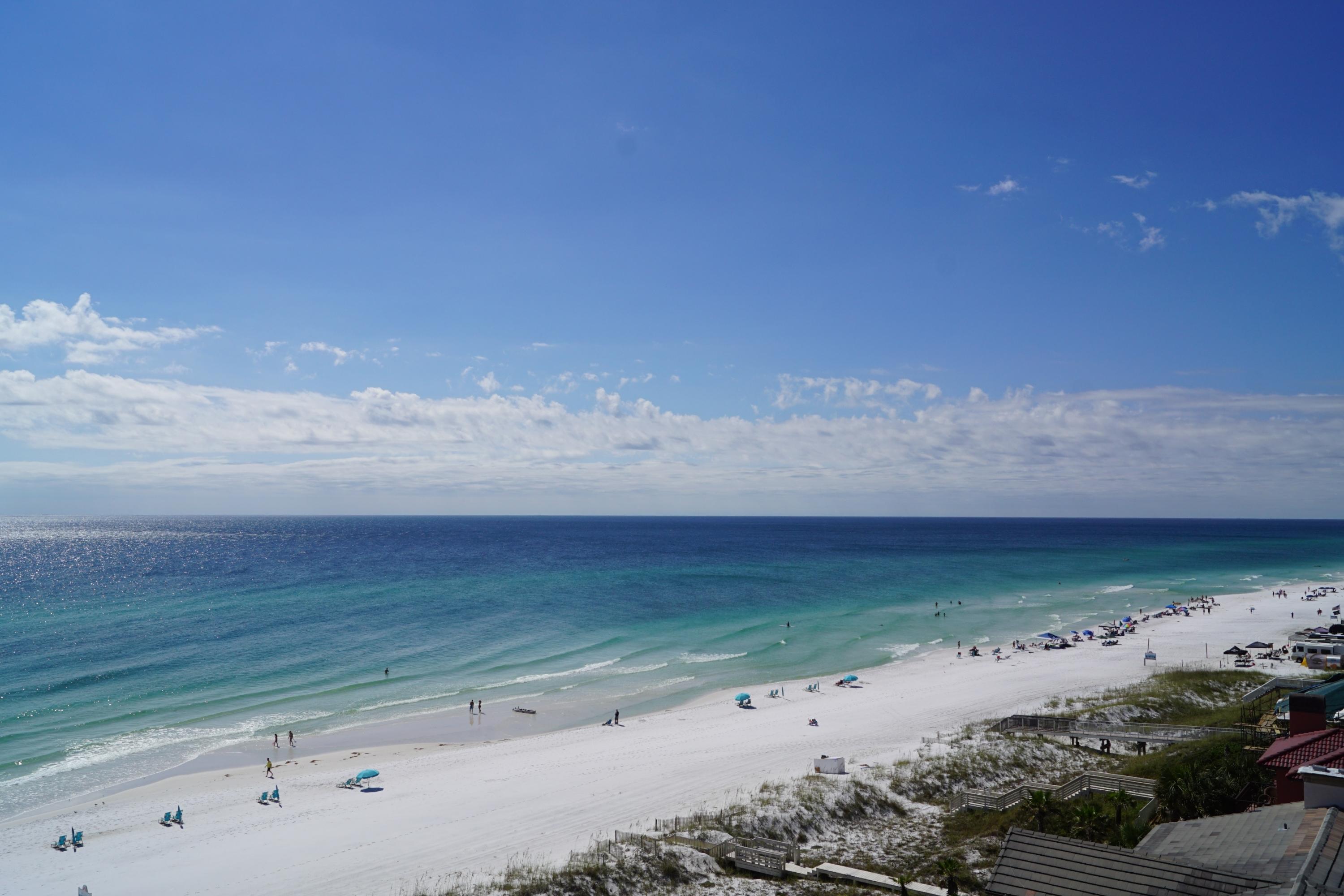 HIDDEN DUNES GRAND VILLAS - Residential