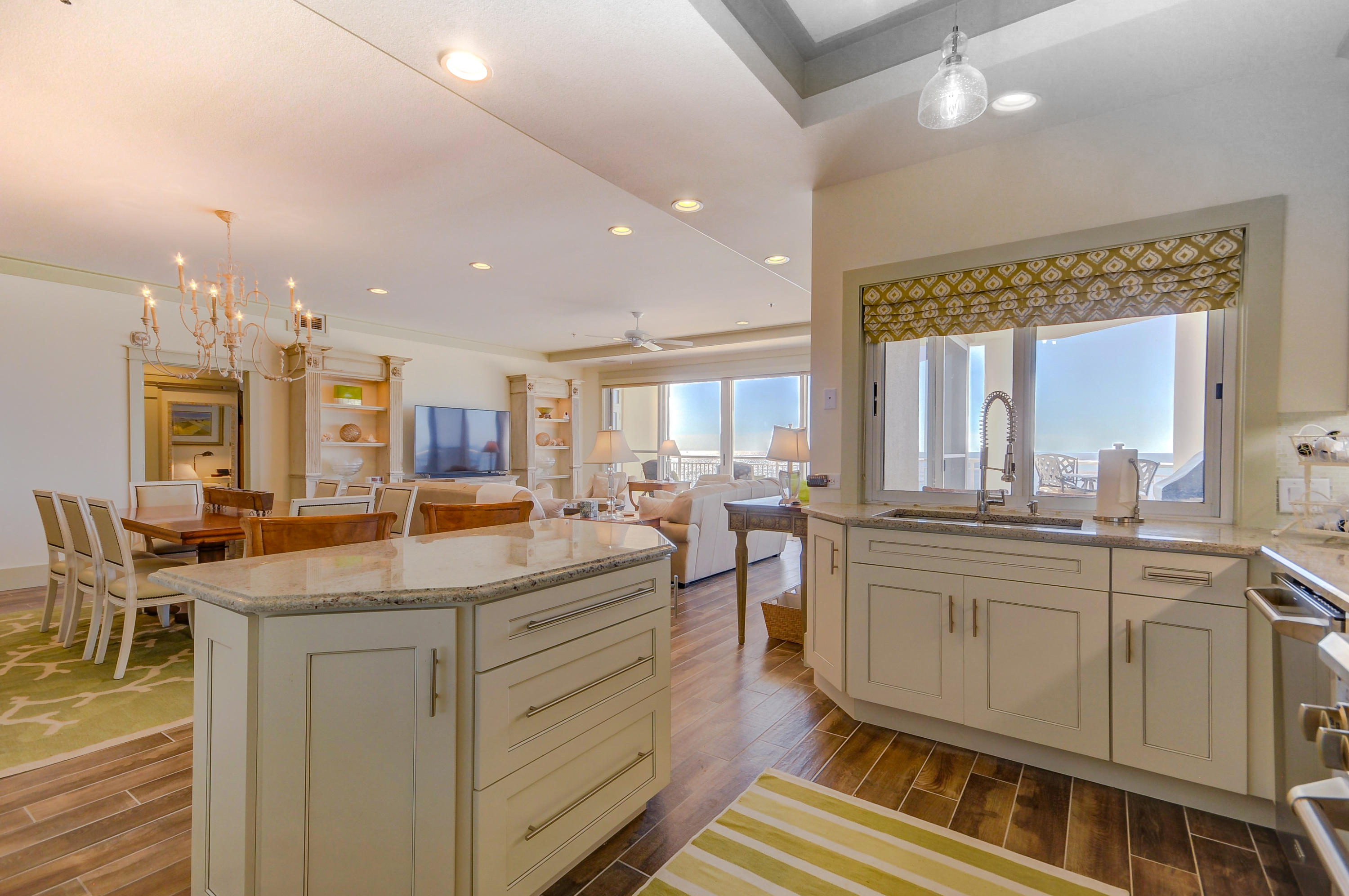 HIDDEN DUNES GRAND VILLAS - Residential