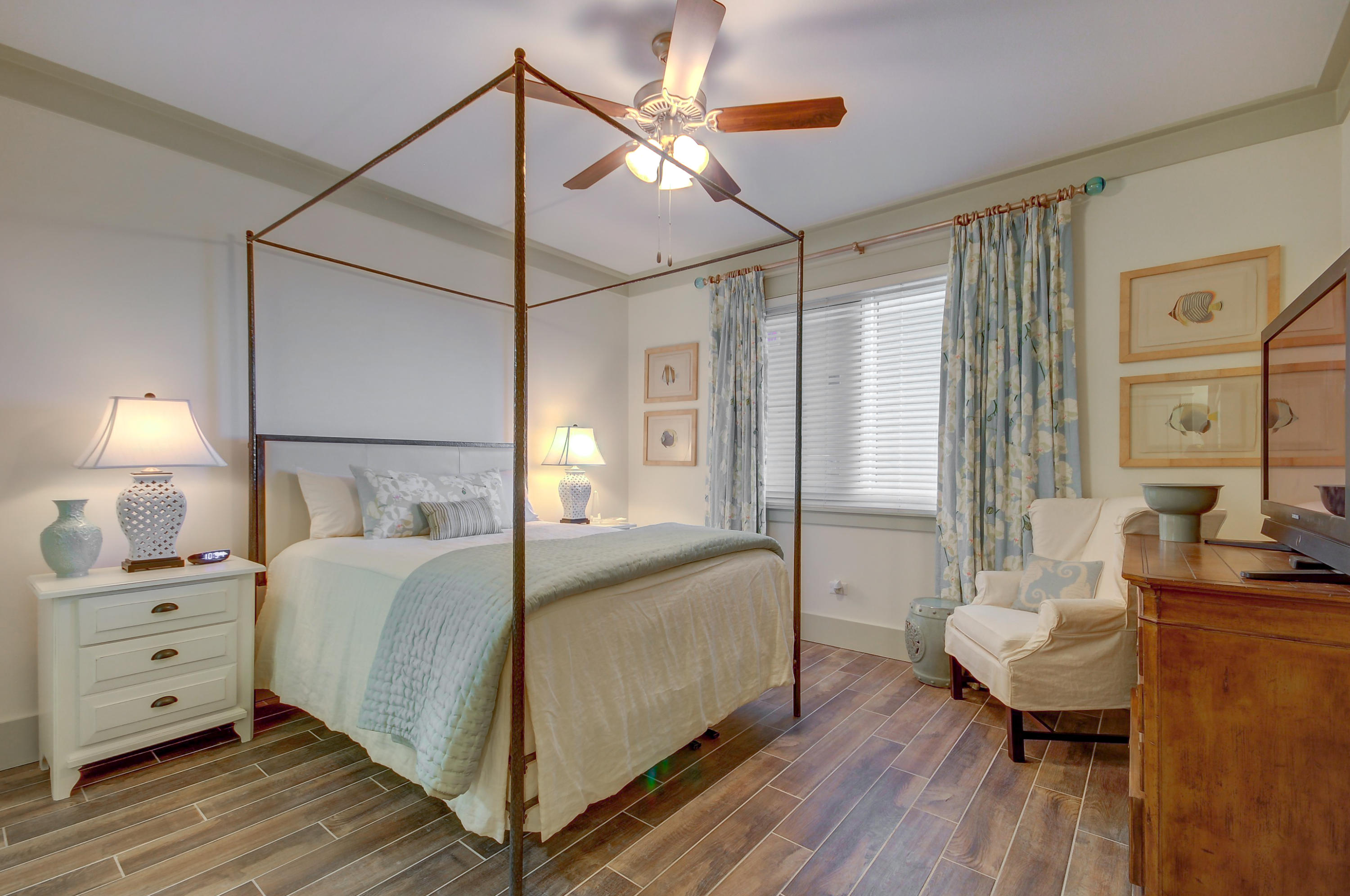 HIDDEN DUNES GRAND VILLAS - Residential