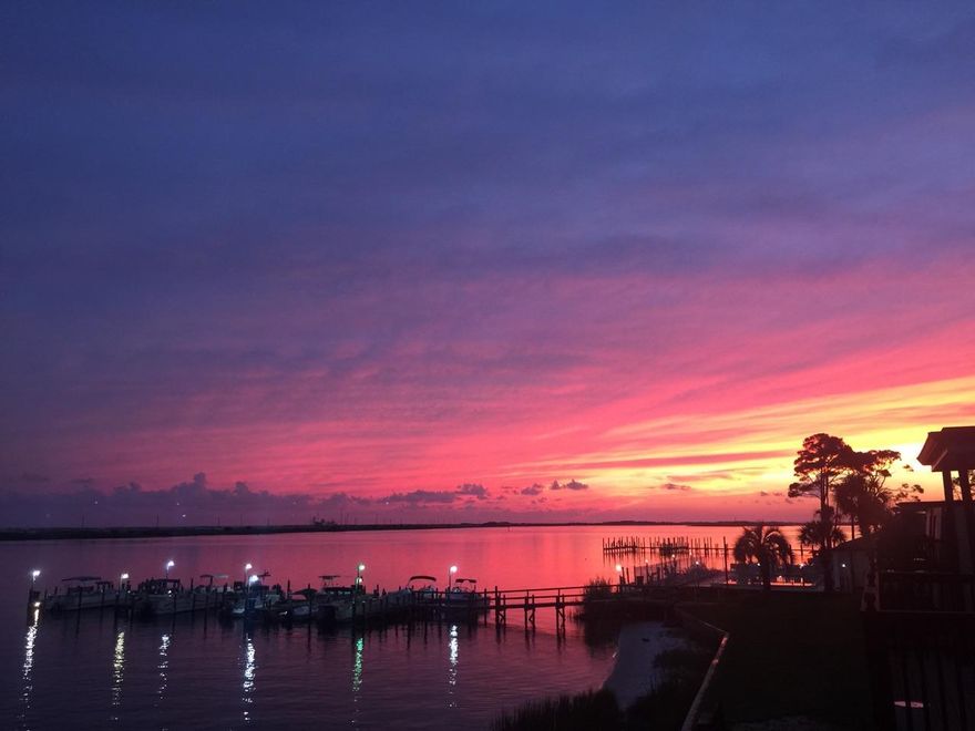THIS IS A SPACIOUS, UPSTAIRS ONE BEDROOM UNIT WITH A LARGE BALCONY ALLOWING VIEWS EAST AND WEST OF THE INTRACOASTAL WATERWAY. WATCH THE BARGE TRAFFIC AS THEY SLOWLY PASS BY. ENJOY A GLASS OF WINE AS YOU WATCH THE SUN SET IN THE WEST. THE A/C WAS REPLACED LAST YEAR AND THE KITCHEN WAS UPGRADED THREE YEARS AGO.