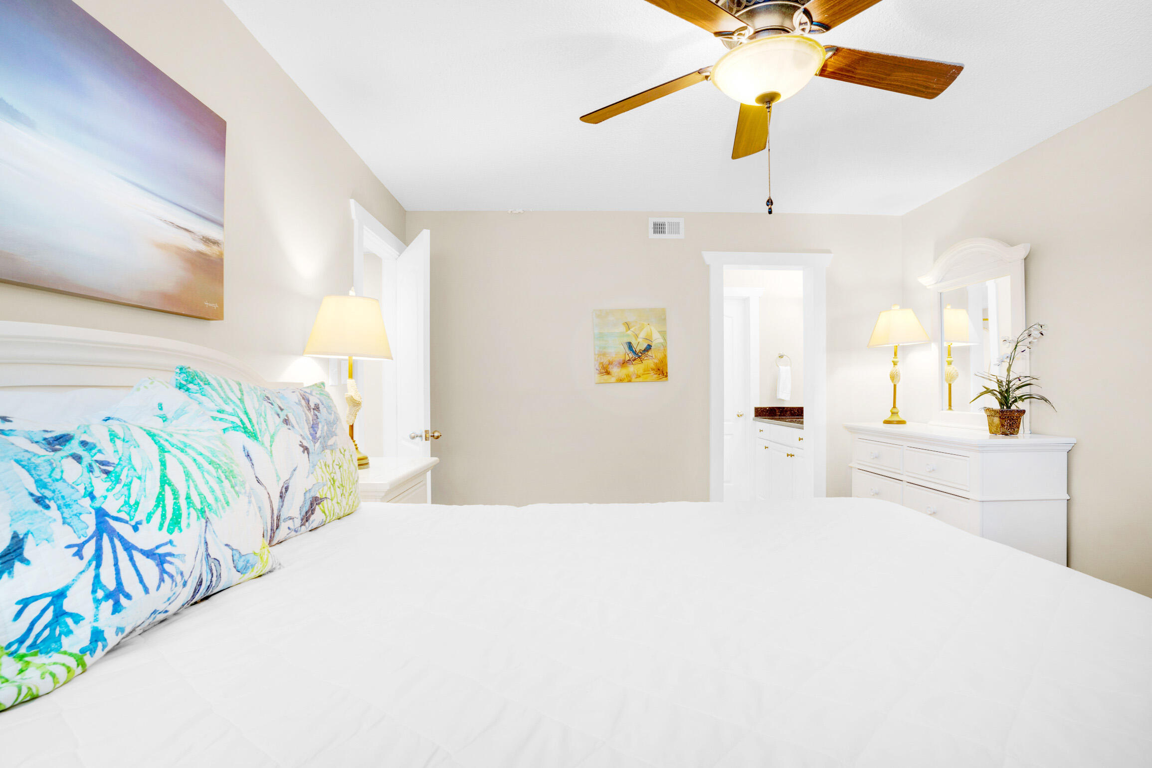 AQUAVISTA CONDO - Residential