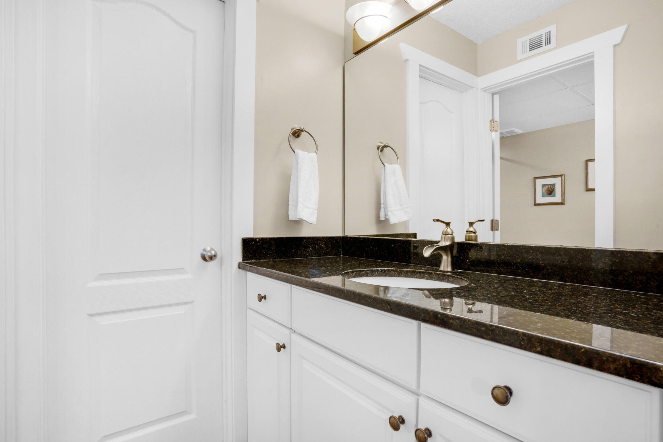 AQUAVISTA CONDO - Residential