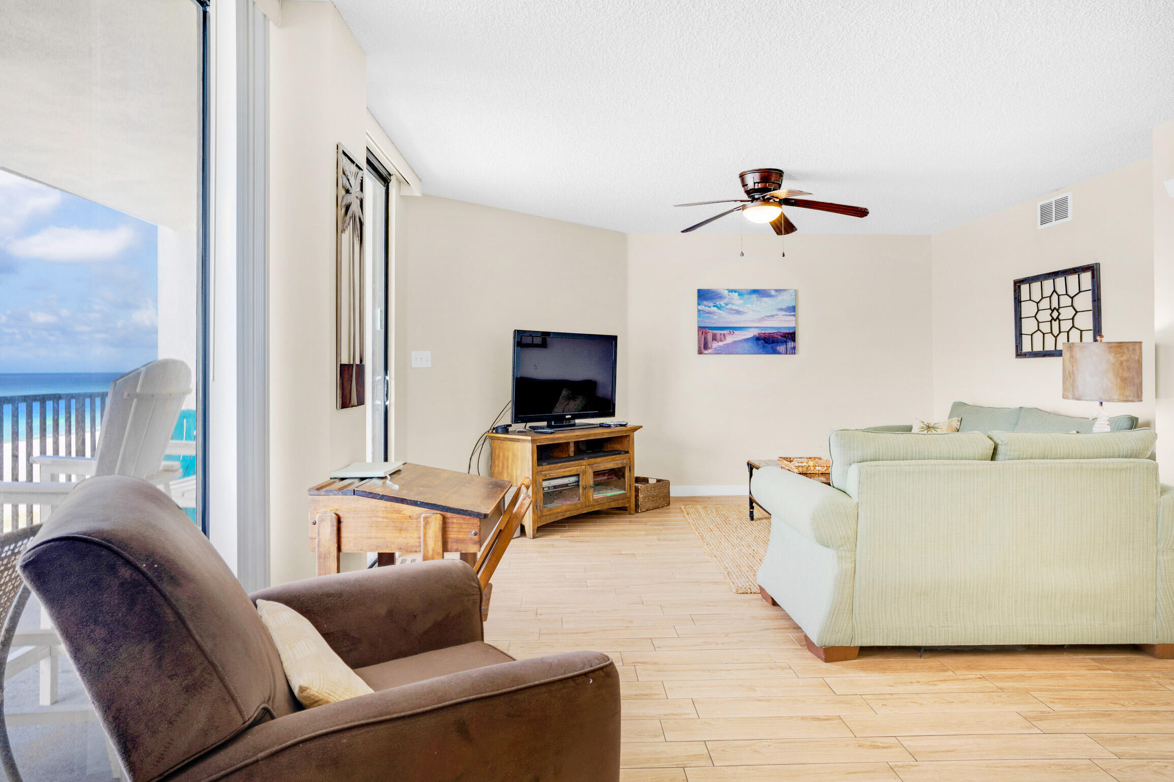 AQUAVISTA CONDO - Residential