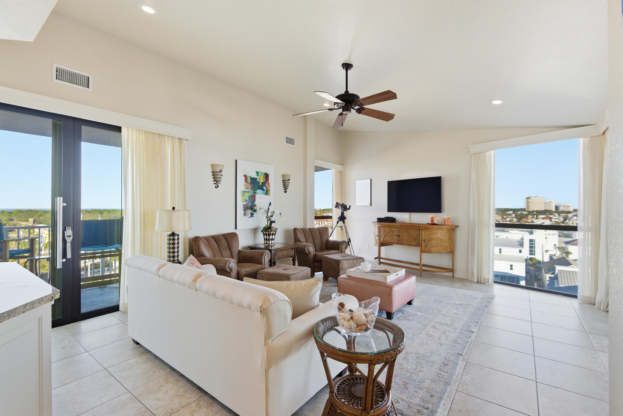 MAINSAIL CONDO PH 3 - Residential