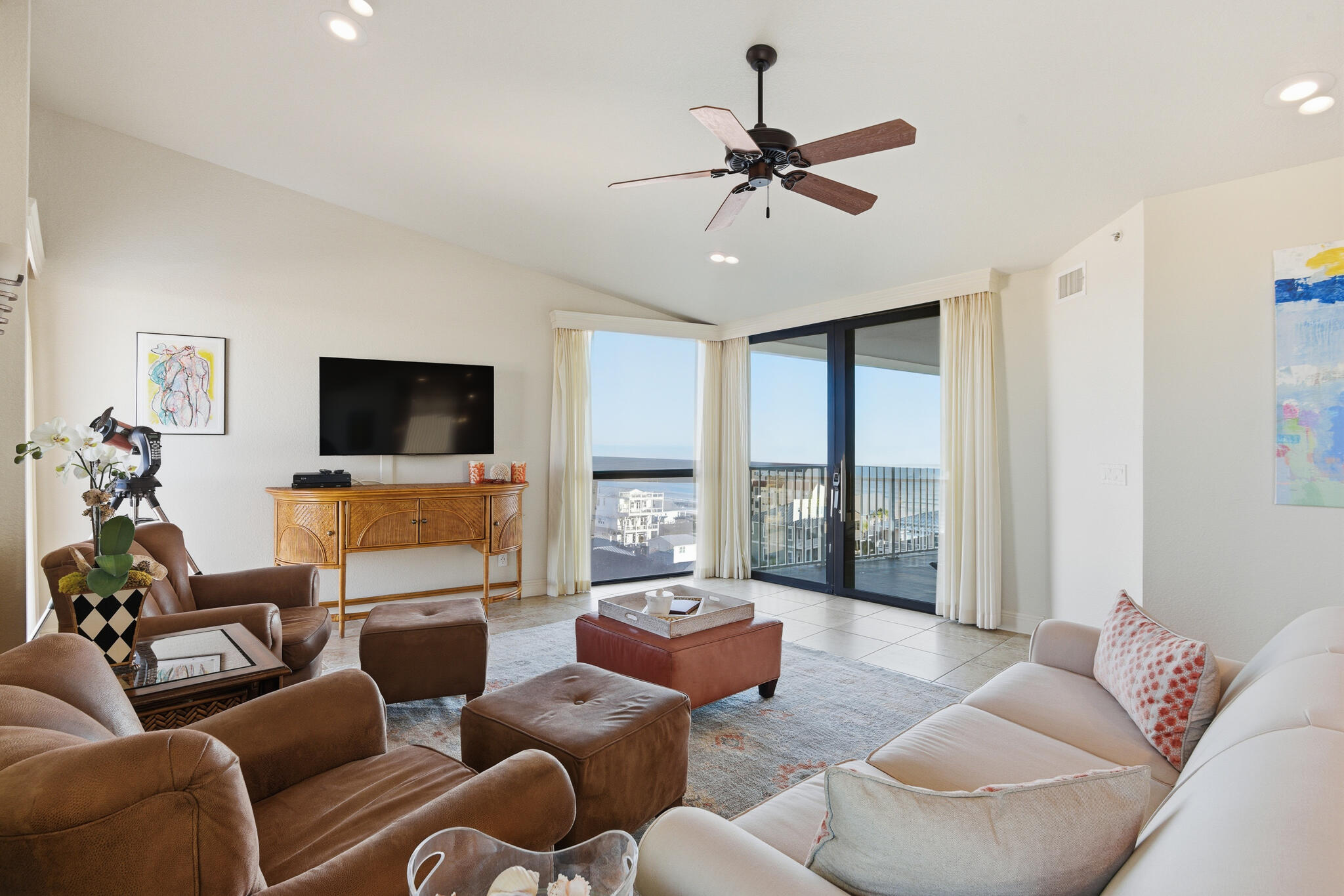 MAINSAIL CONDO PH 3 - Residential