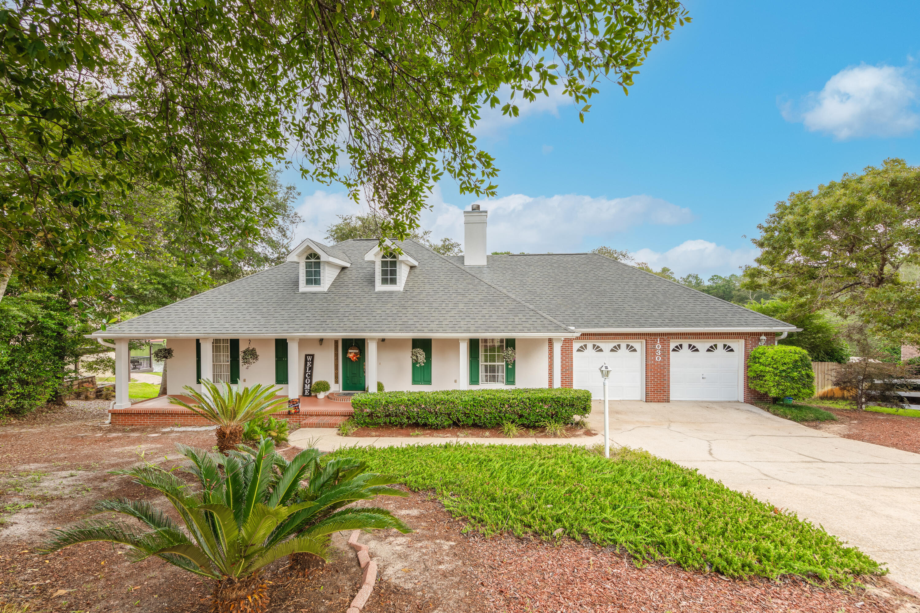 LAKE WAY VILLAS 3 - Residential