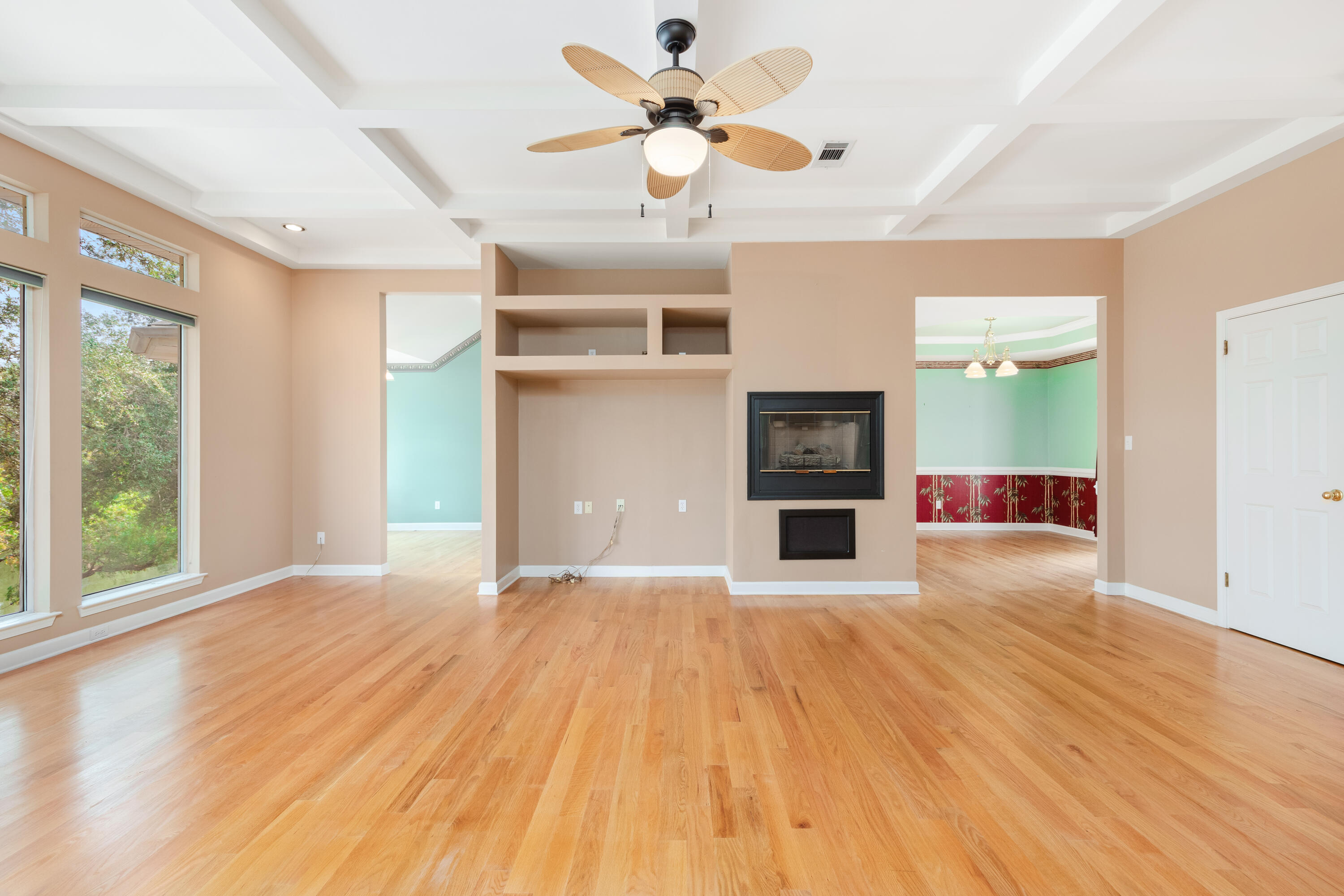 LAKE WAY VILLAS 3 - Residential