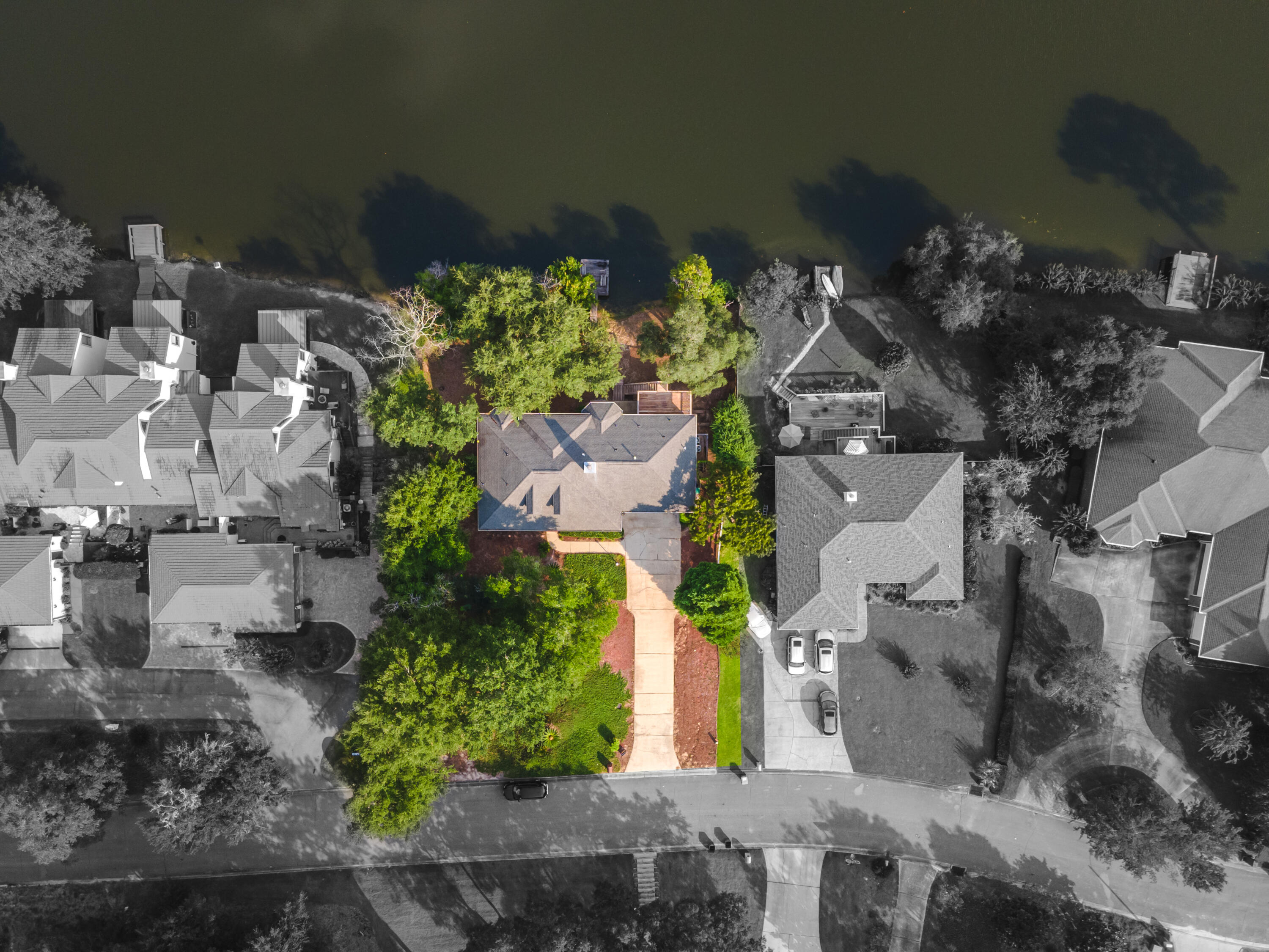 LAKE WAY VILLAS 3 - Residential