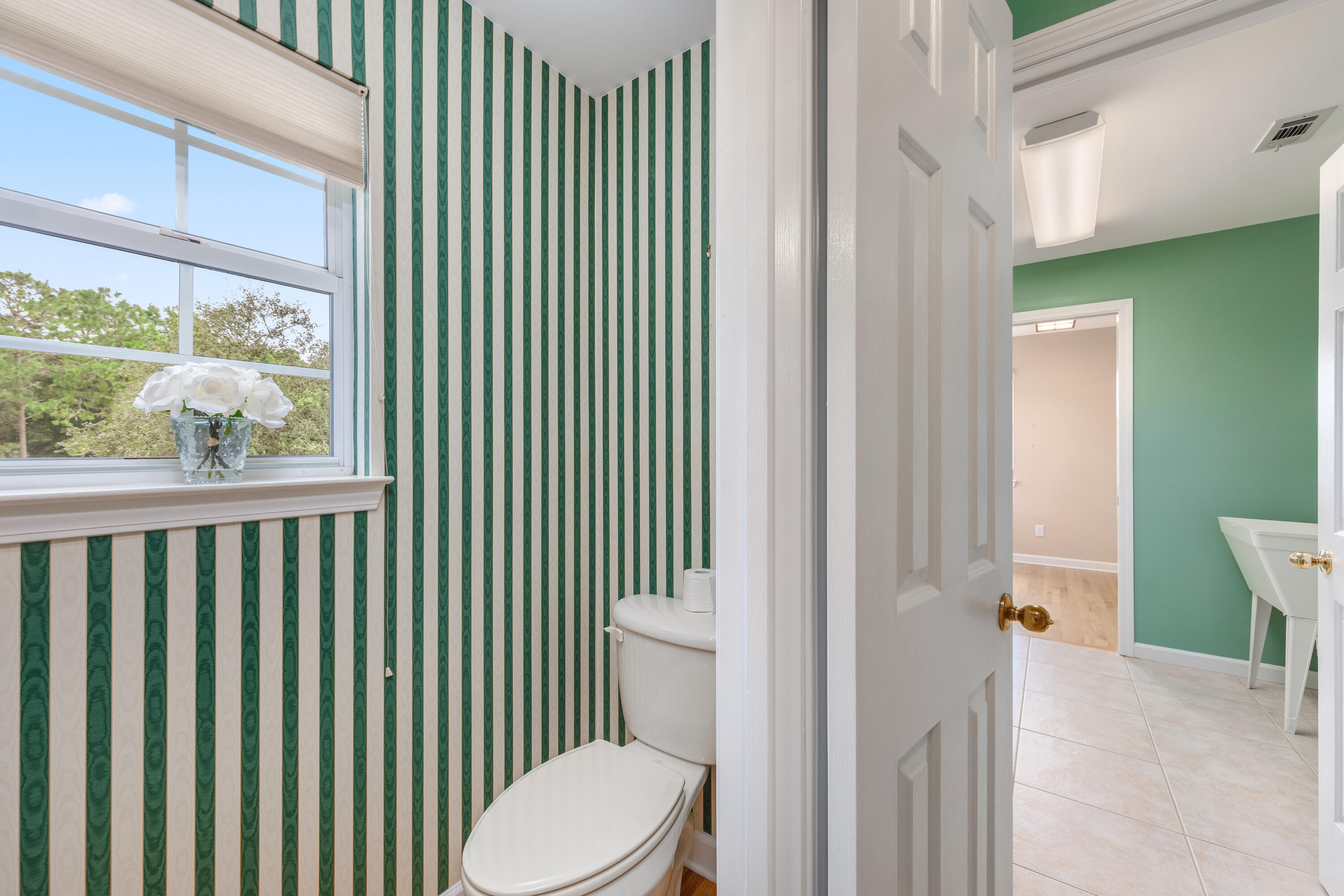 LAKE WAY VILLAS 3 - Residential