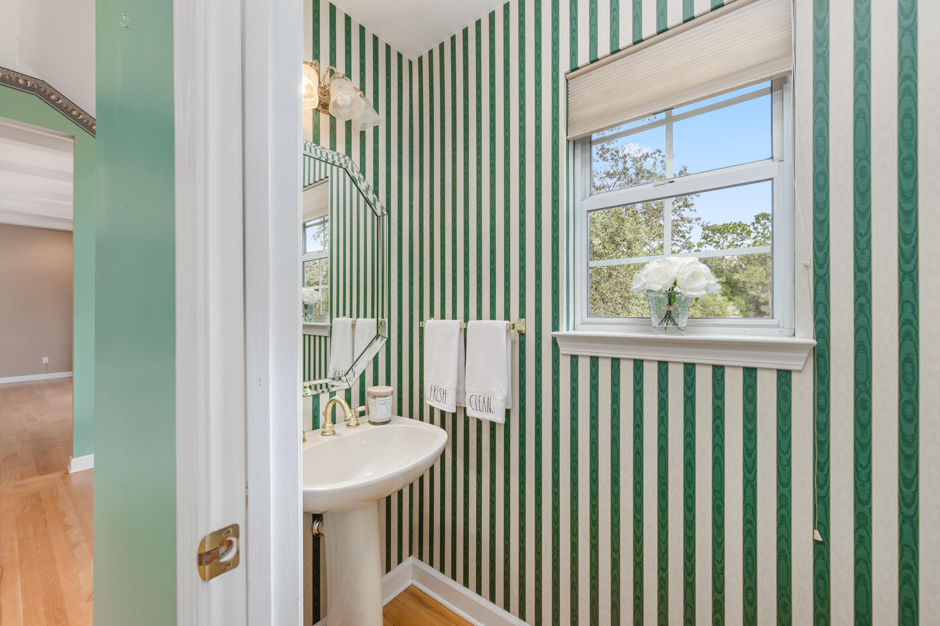 LAKE WAY VILLAS 3 - Residential