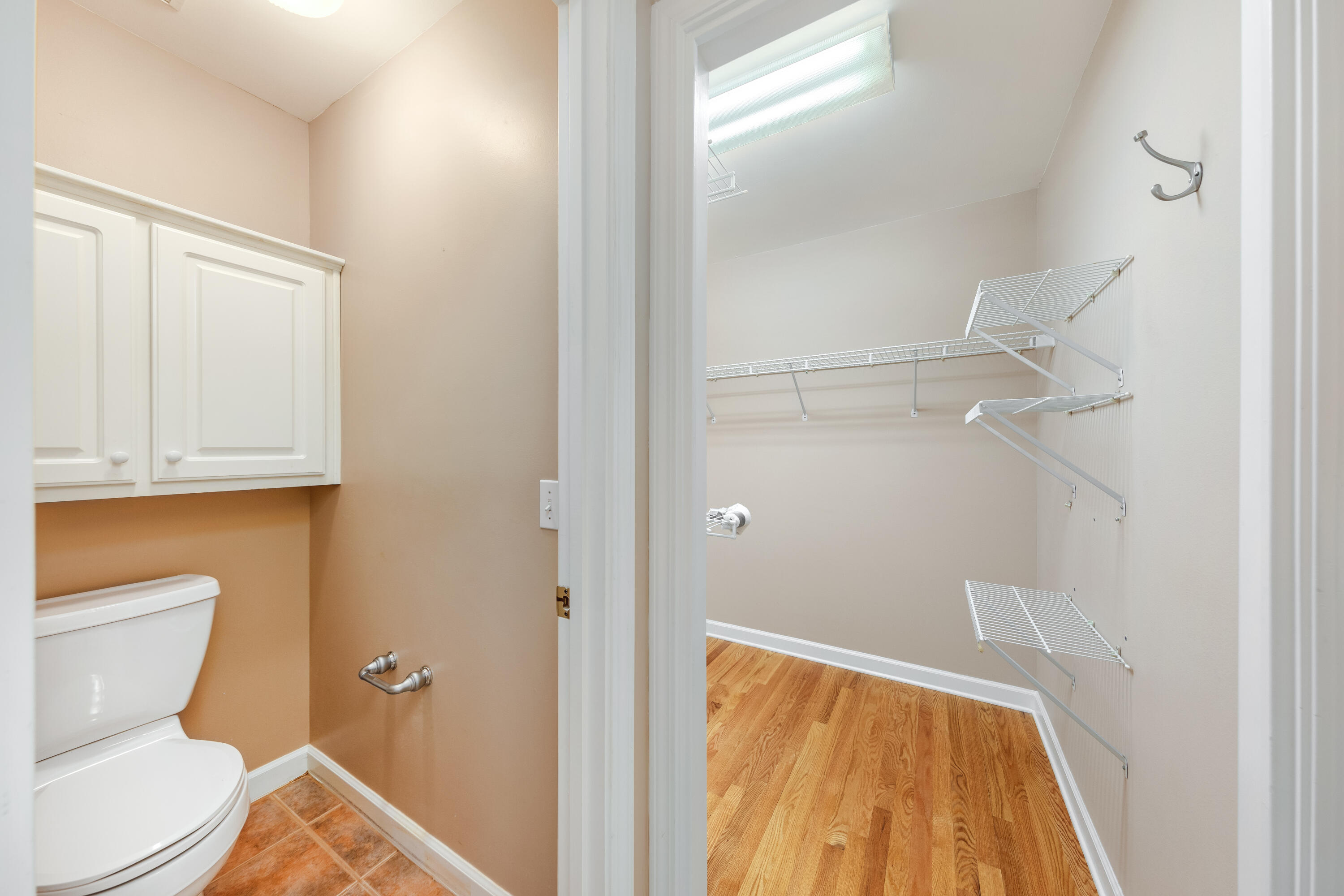 LAKE WAY VILLAS 3 - Residential