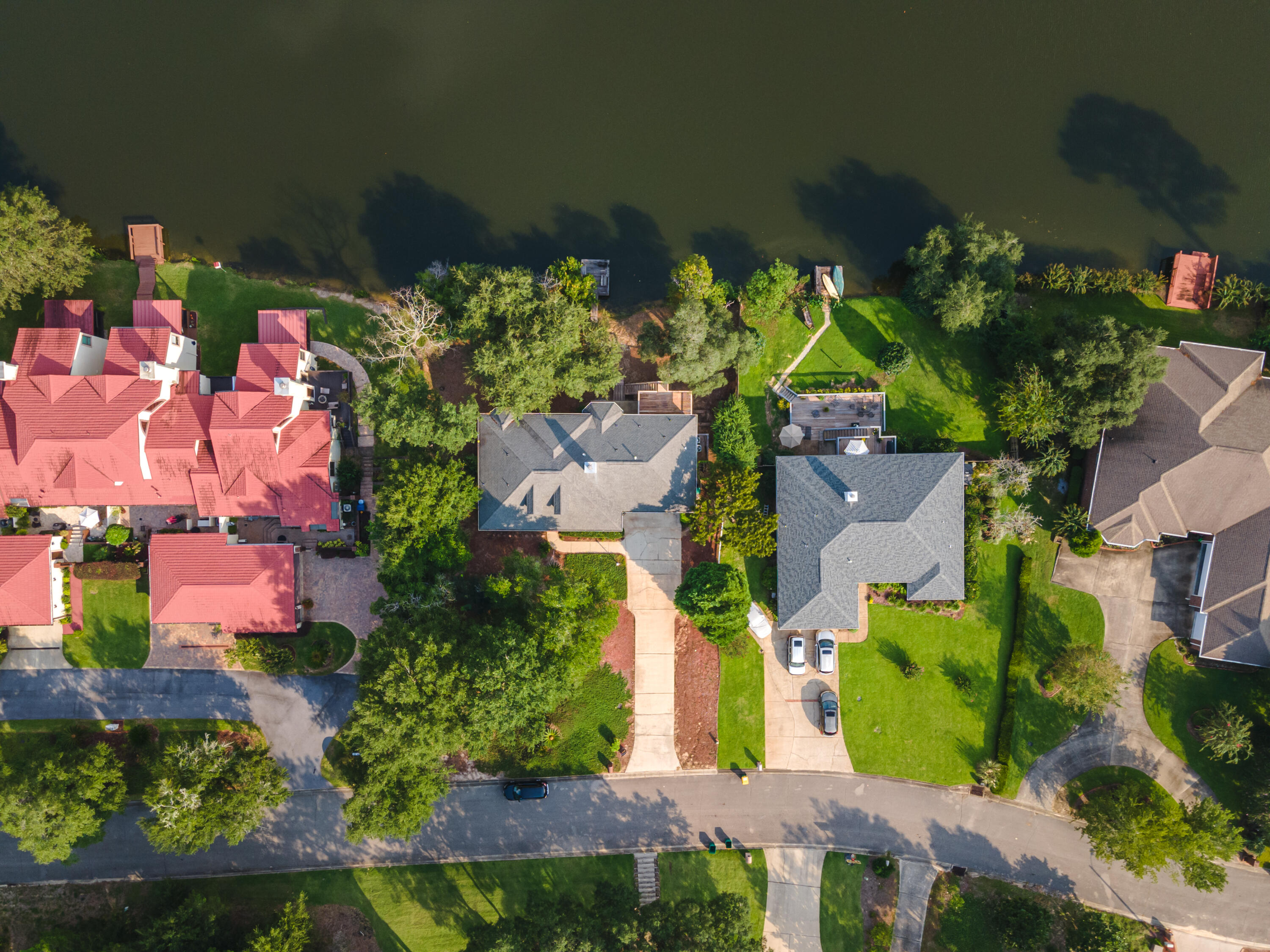 LAKE WAY VILLAS 3 - Residential