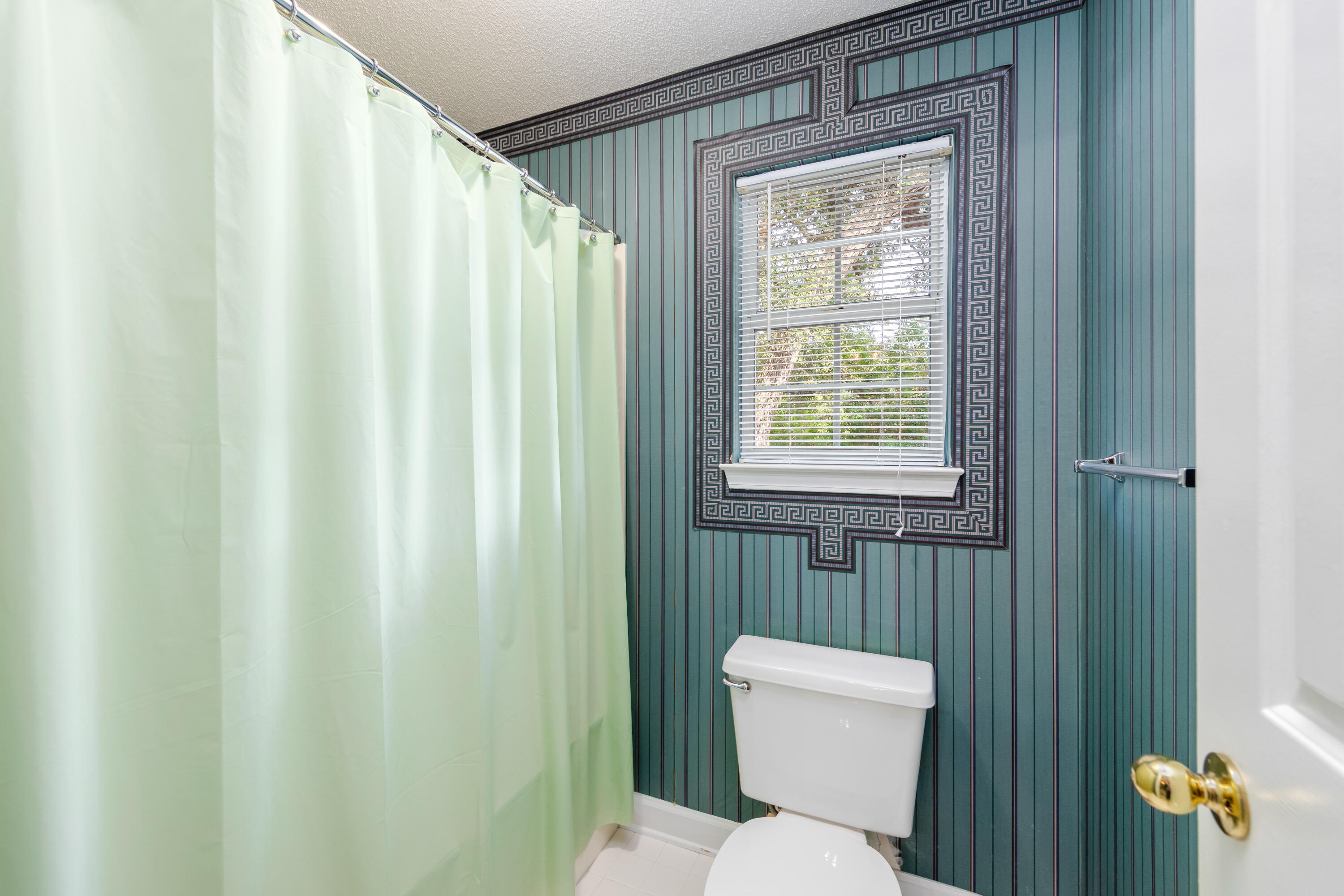 LAKE WAY VILLAS 3 - Residential