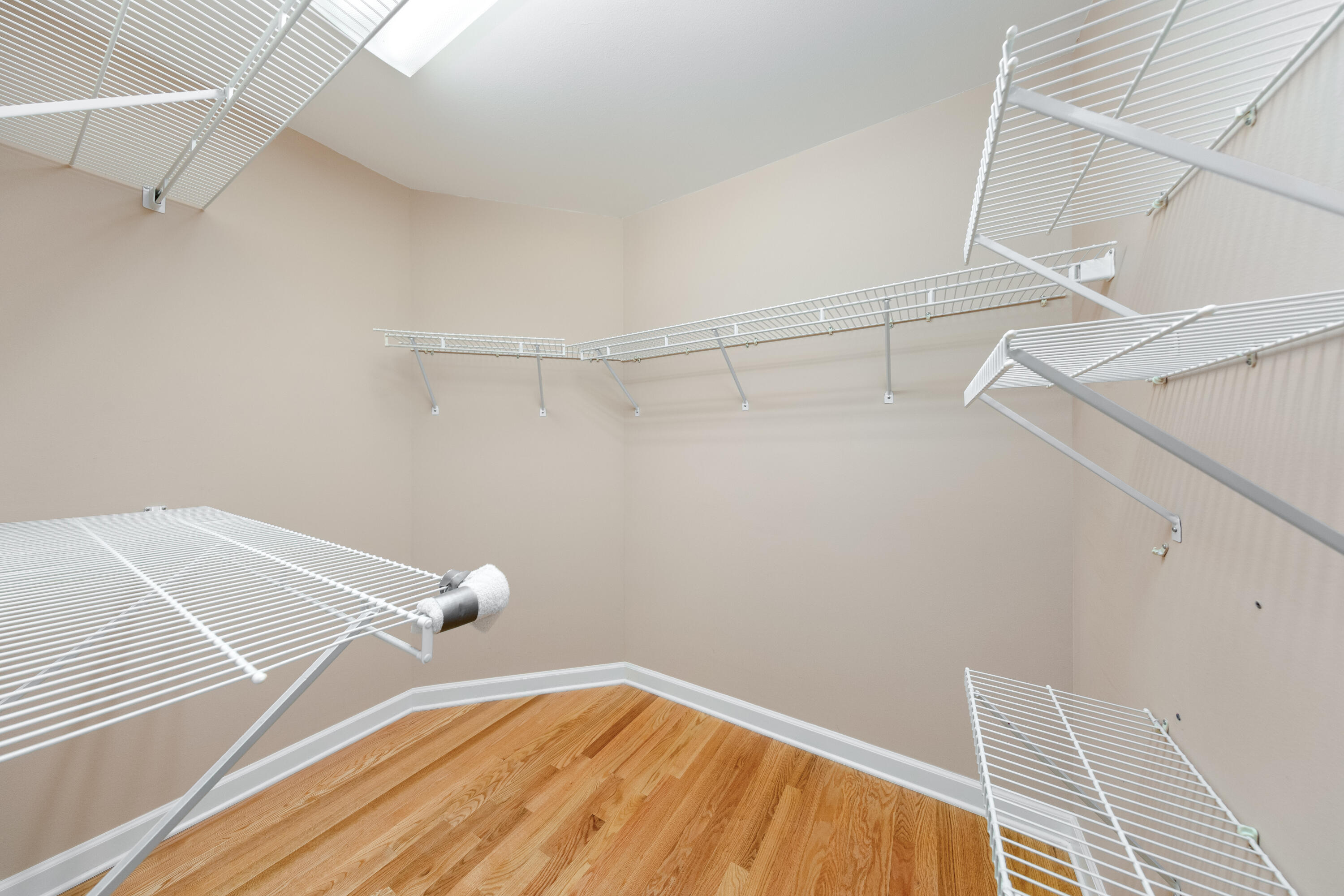 LAKE WAY VILLAS 3 - Residential