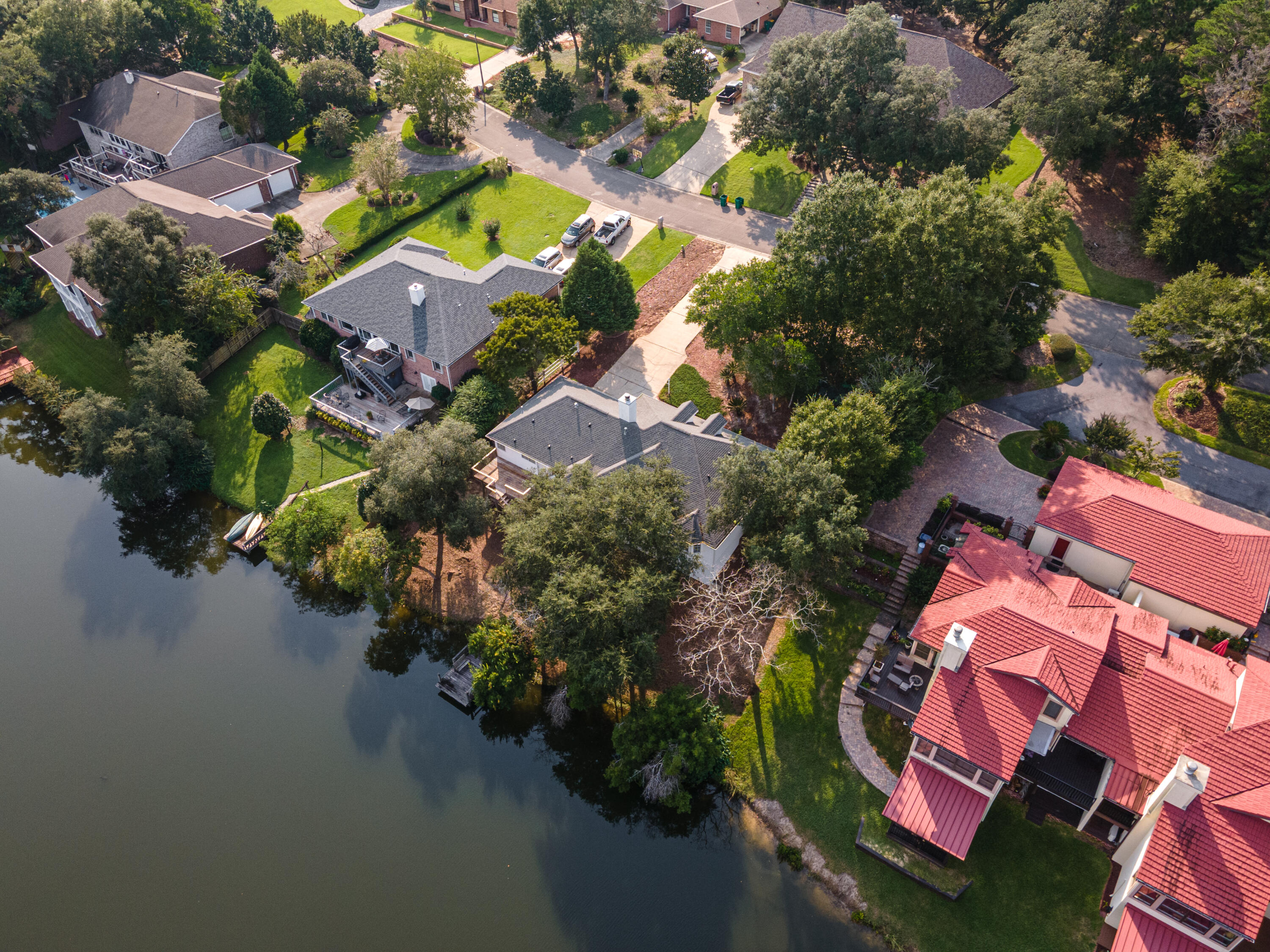 LAKE WAY VILLAS 3 - Residential