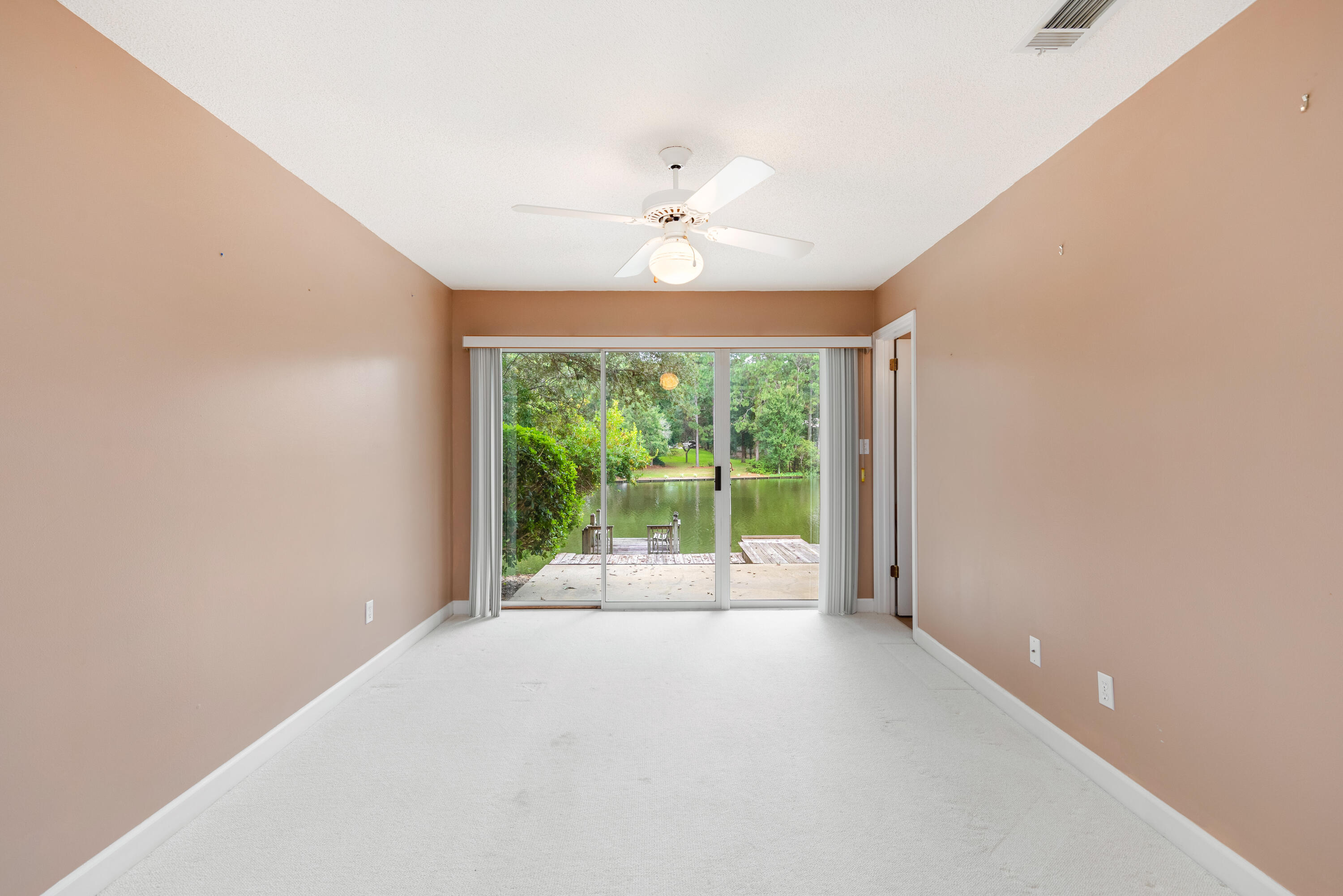 LAKE WAY VILLAS 3 - Residential