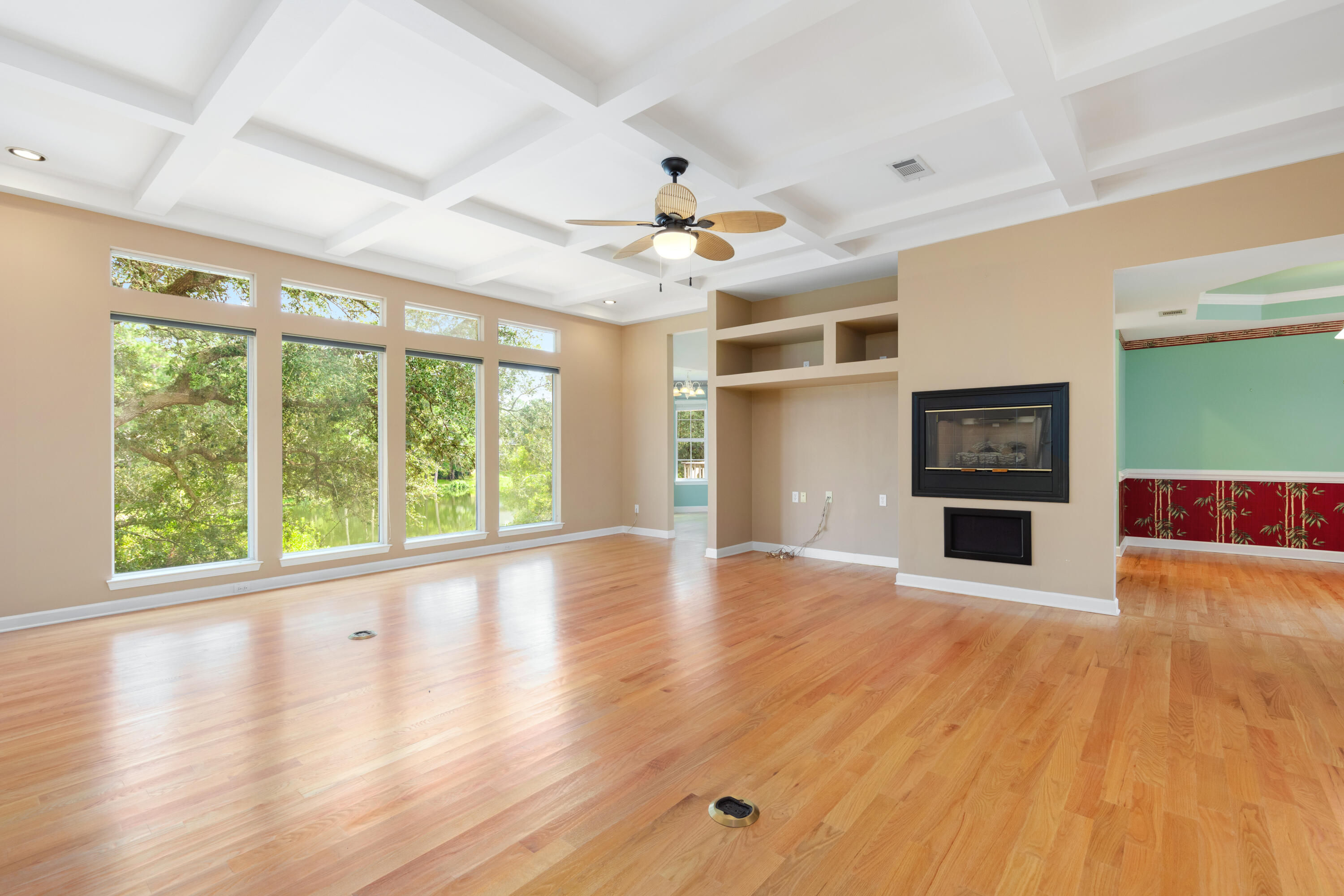 LAKE WAY VILLAS 3 - Residential