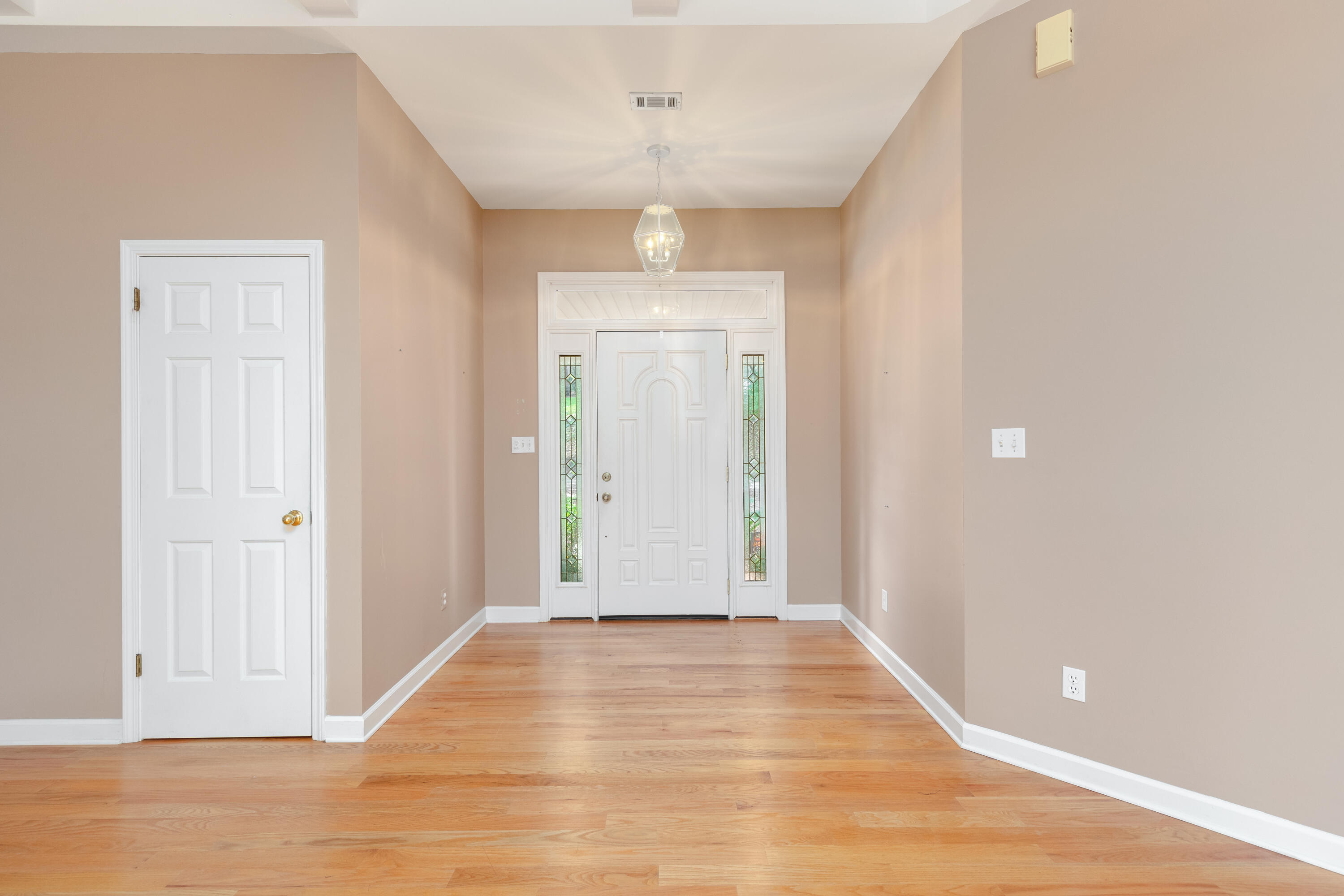 LAKE WAY VILLAS 3 - Residential