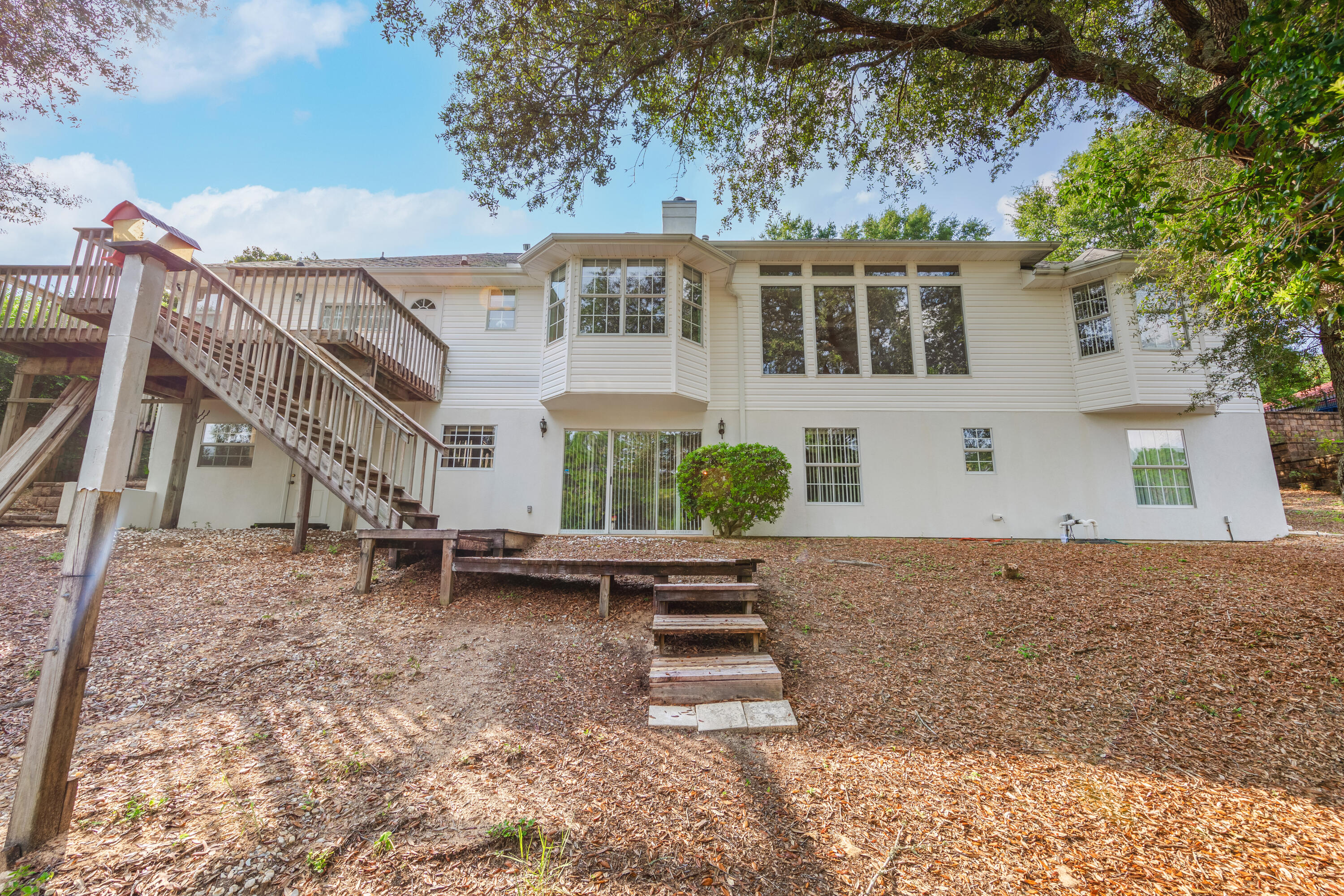 LAKE WAY VILLAS 3 - Residential